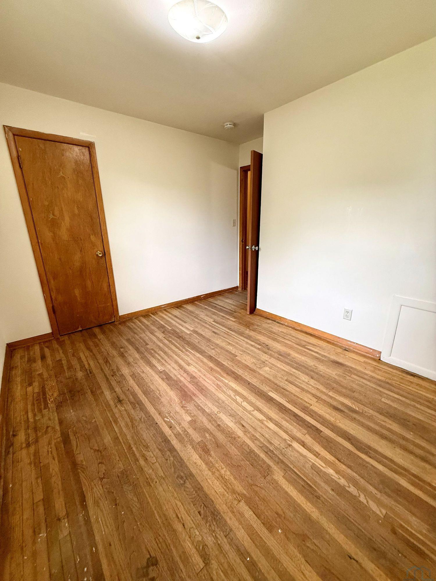 MLS #833978
