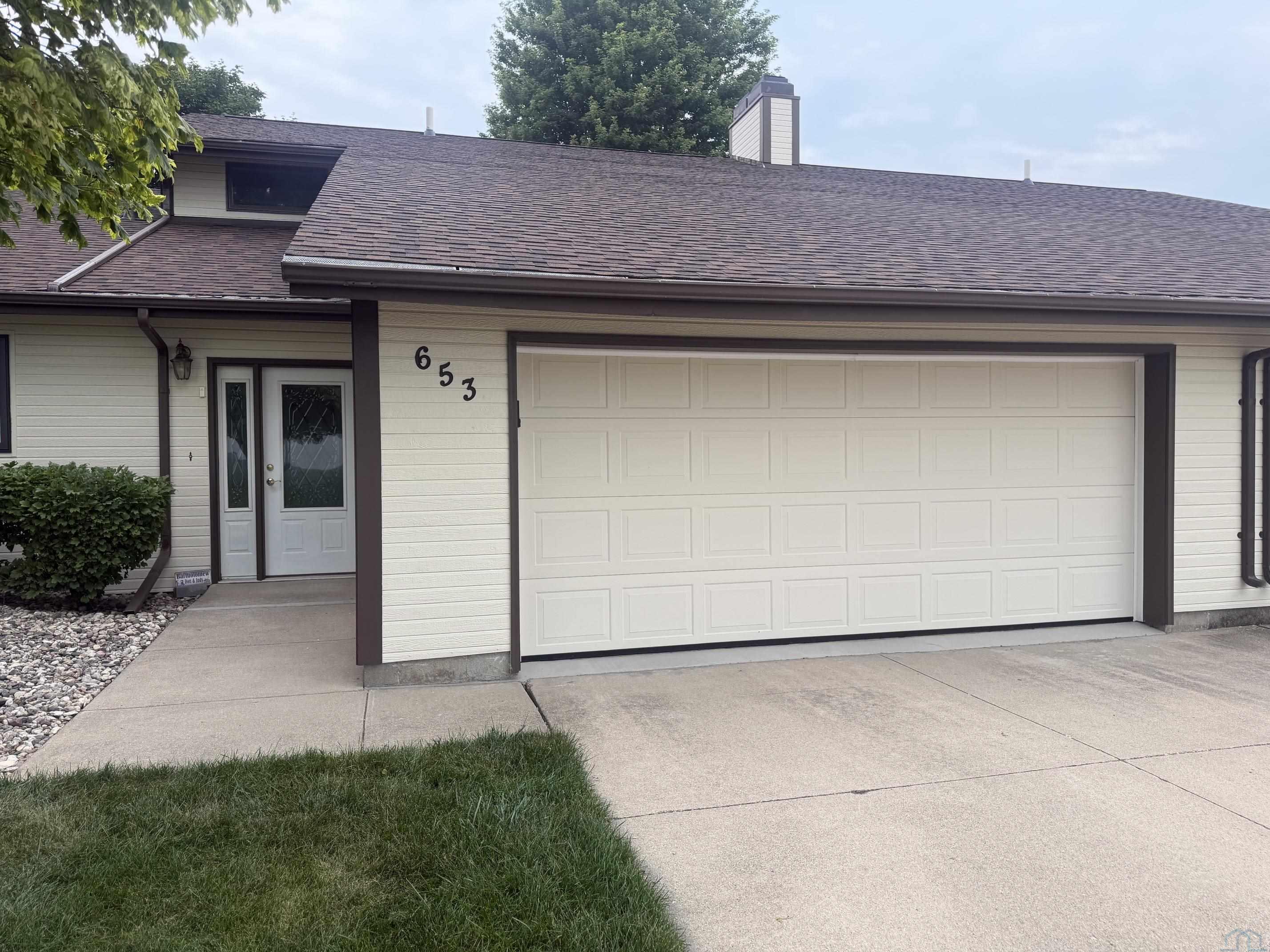 653 6th Street E, Aurelia, IA 51005 