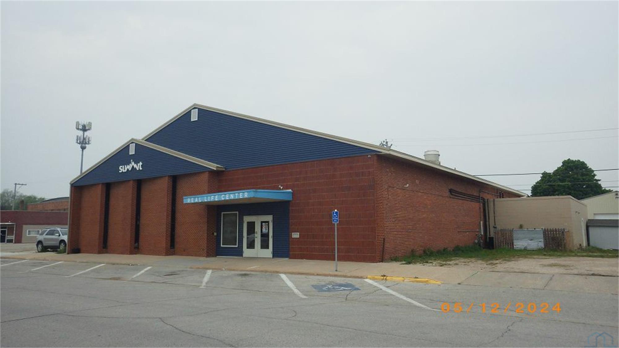 610 MICHIGAN ST, Storm Lake, IA 50588 