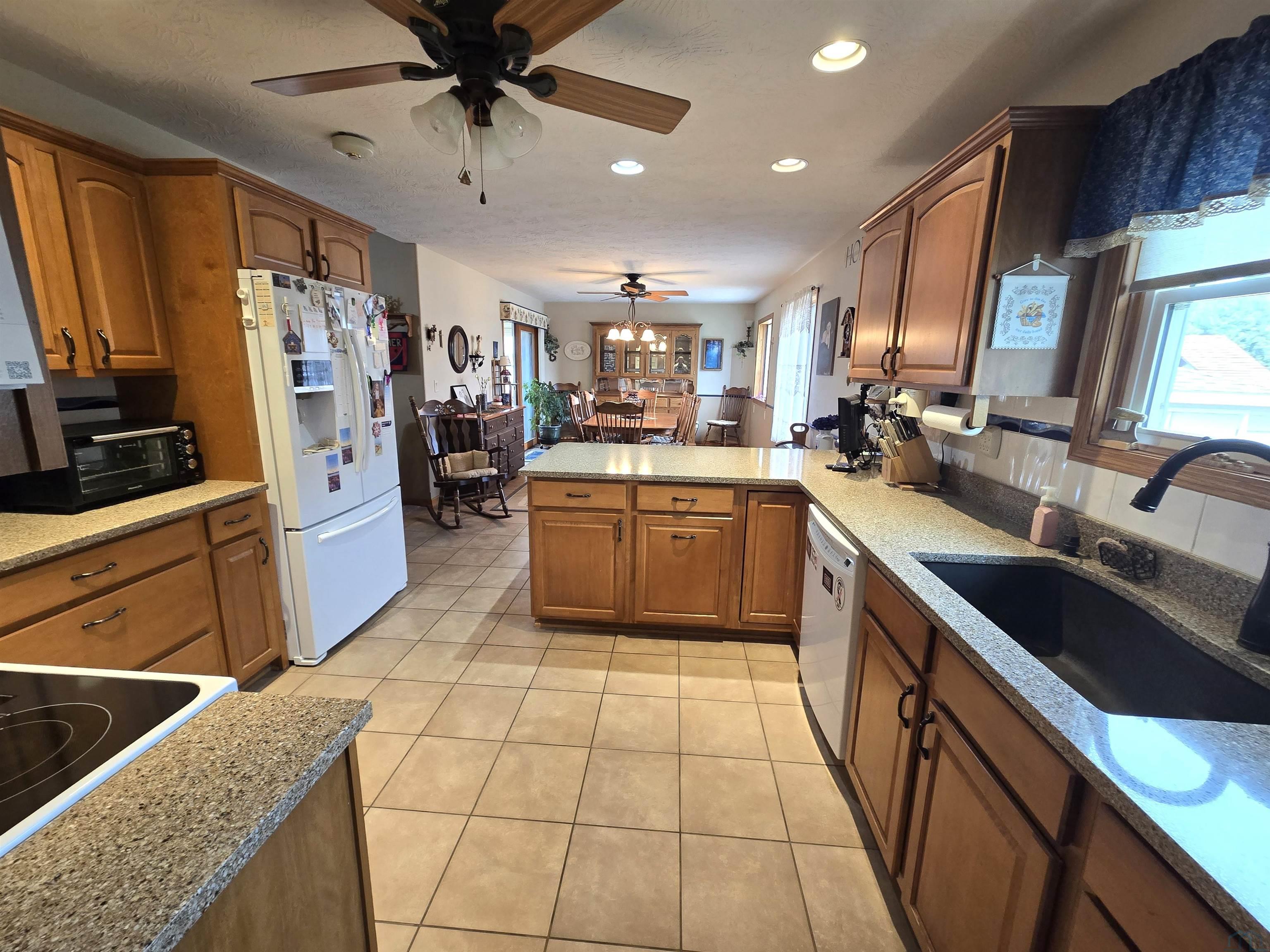 MLS #833989