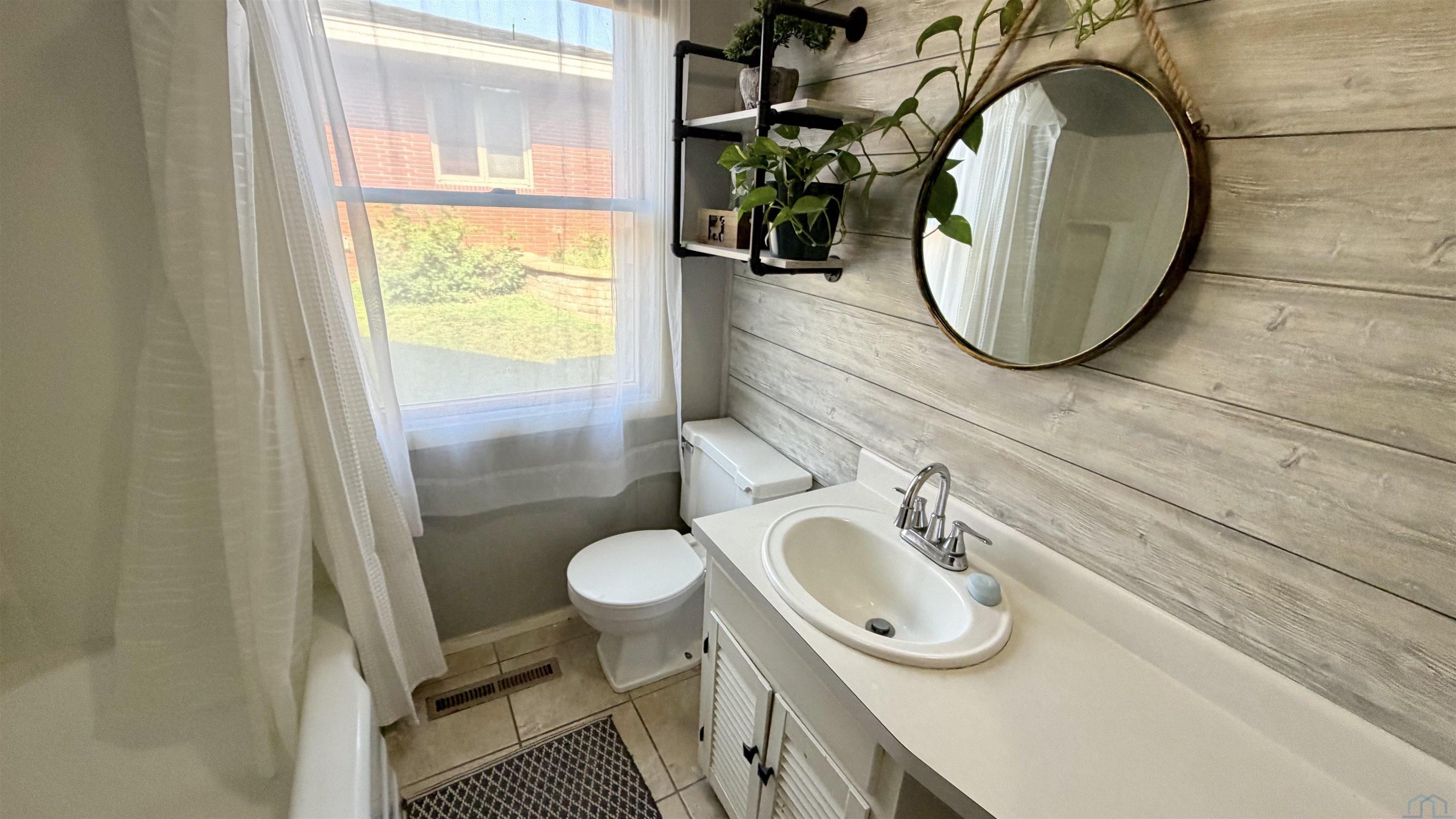 MLS #833995