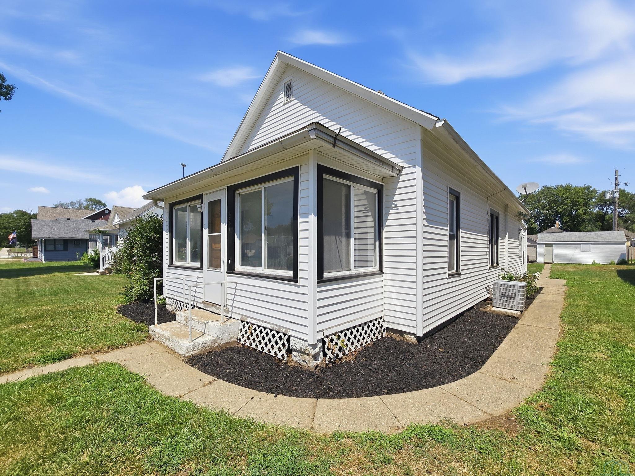 MLS #834052
