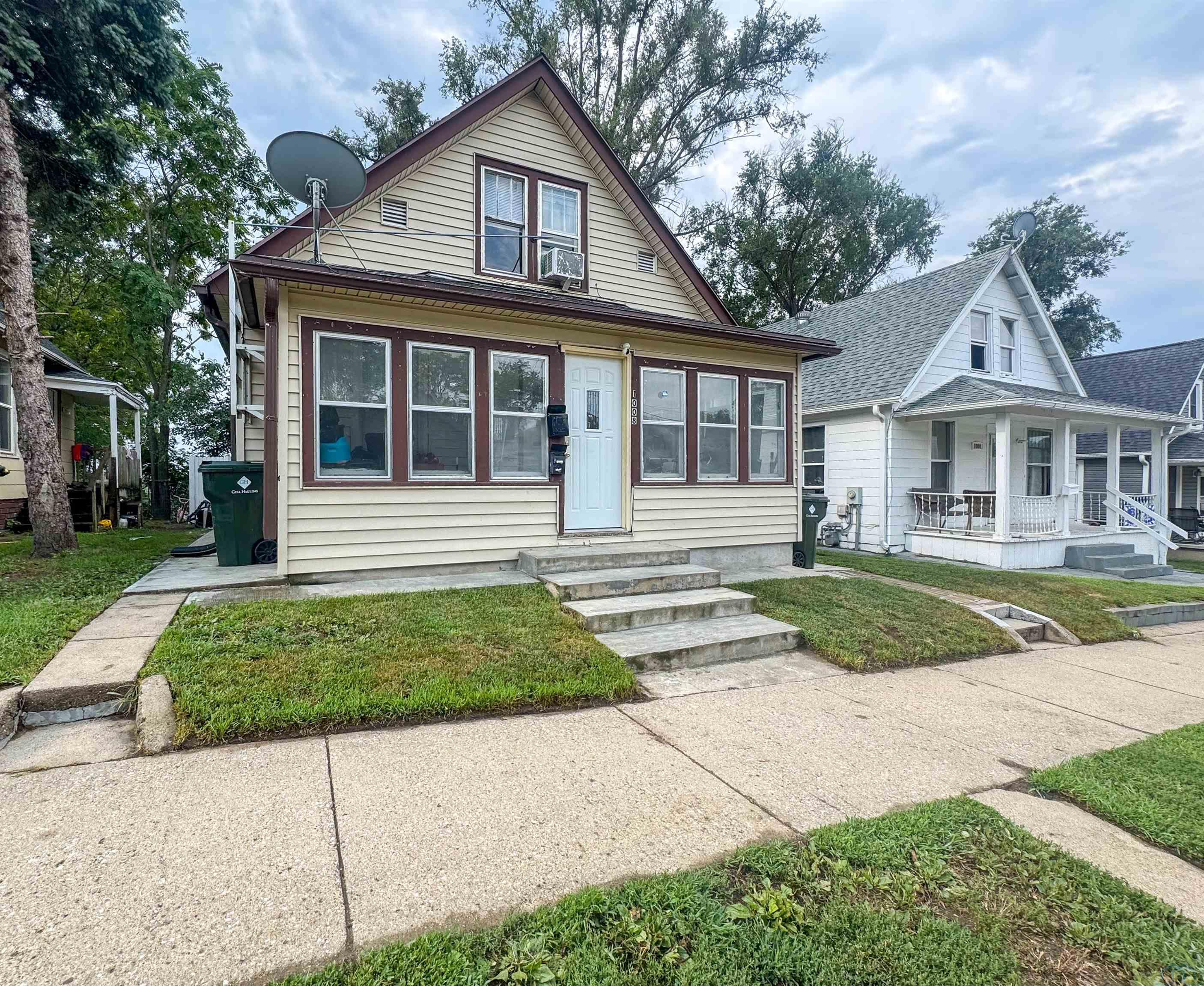 1008 15TH ST, Sioux City, IA 51105 