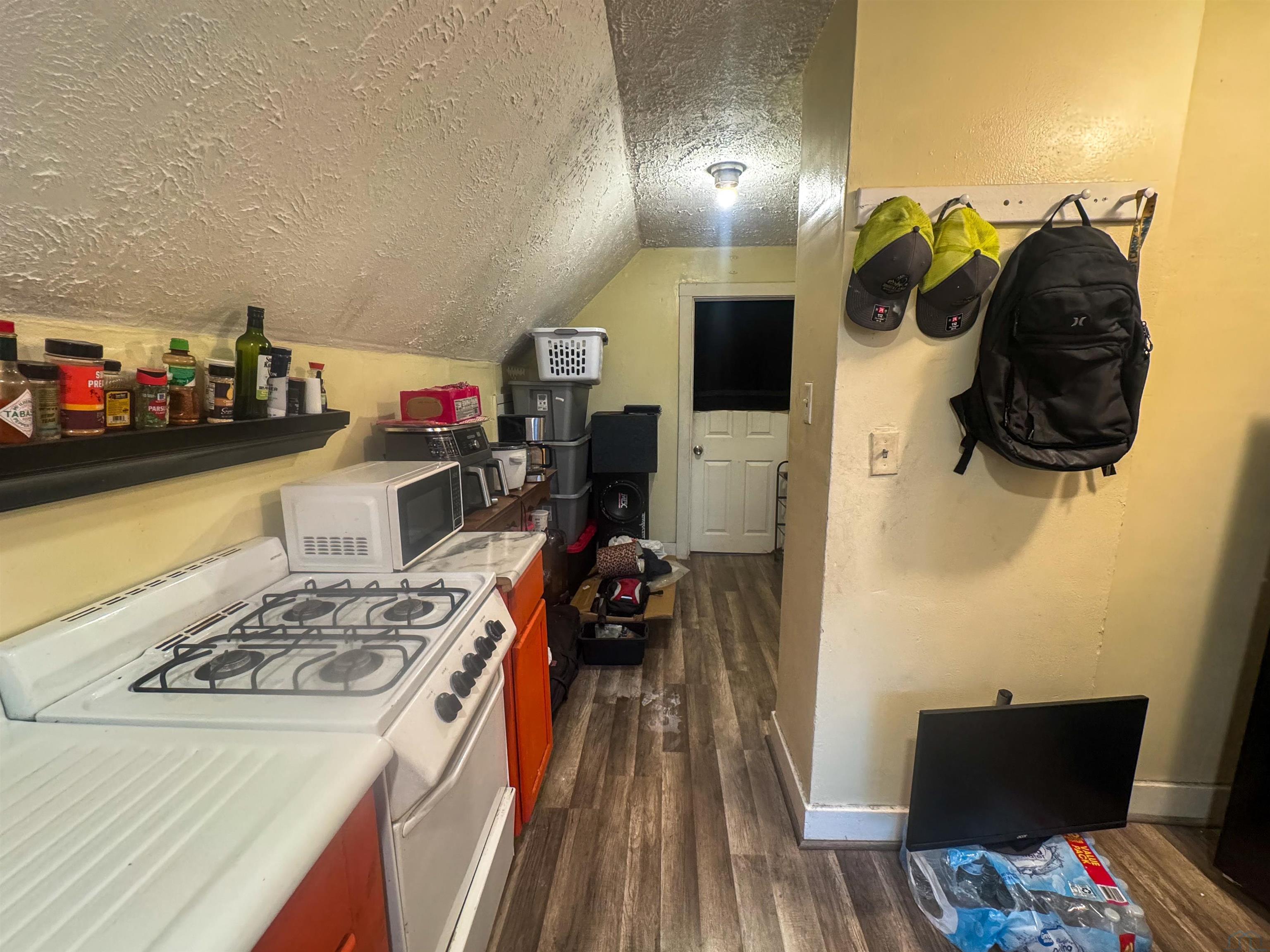 MLS #834066