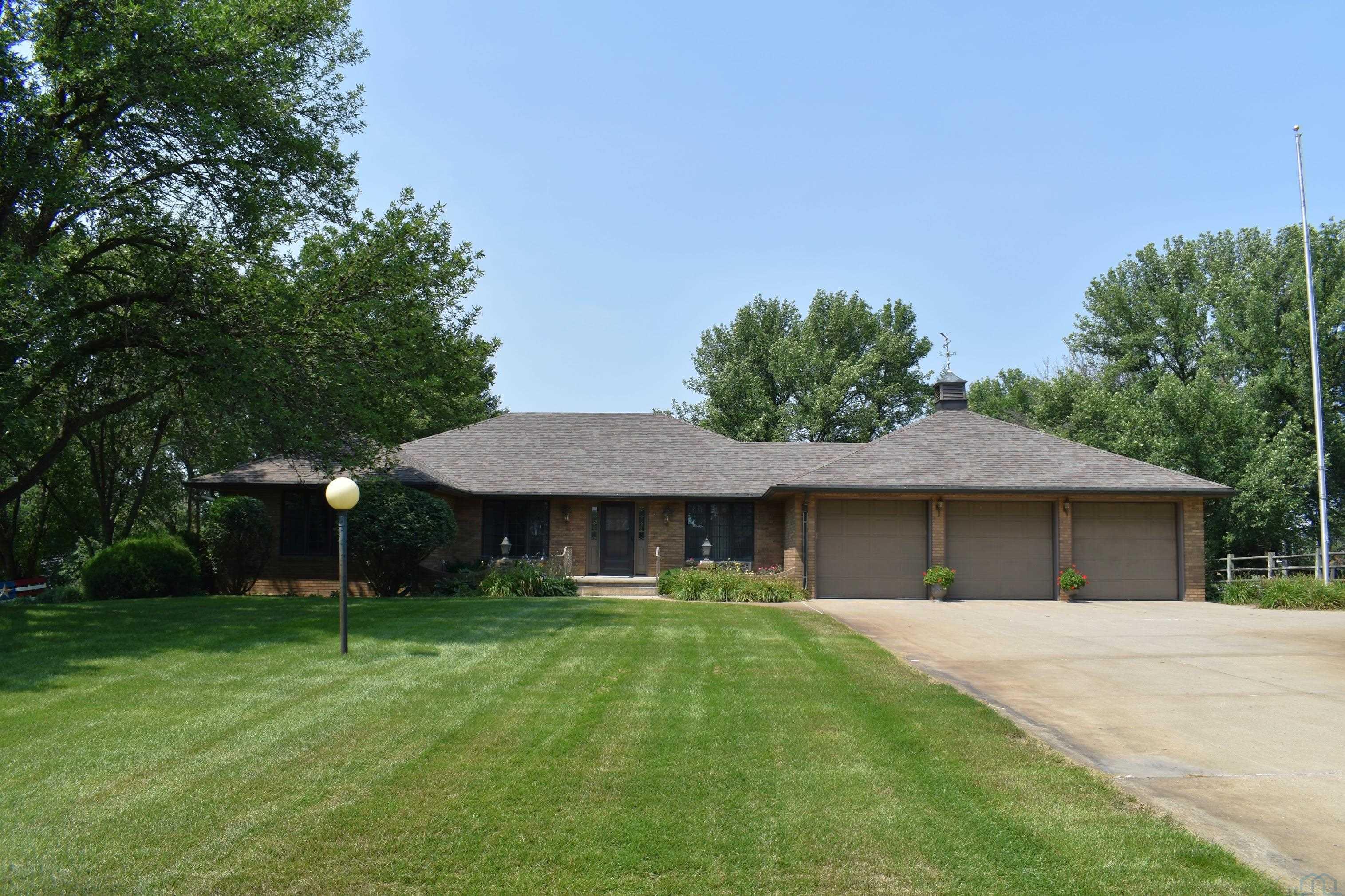 4401 Old Lakeport Road, Sioux City, IA 51106 
