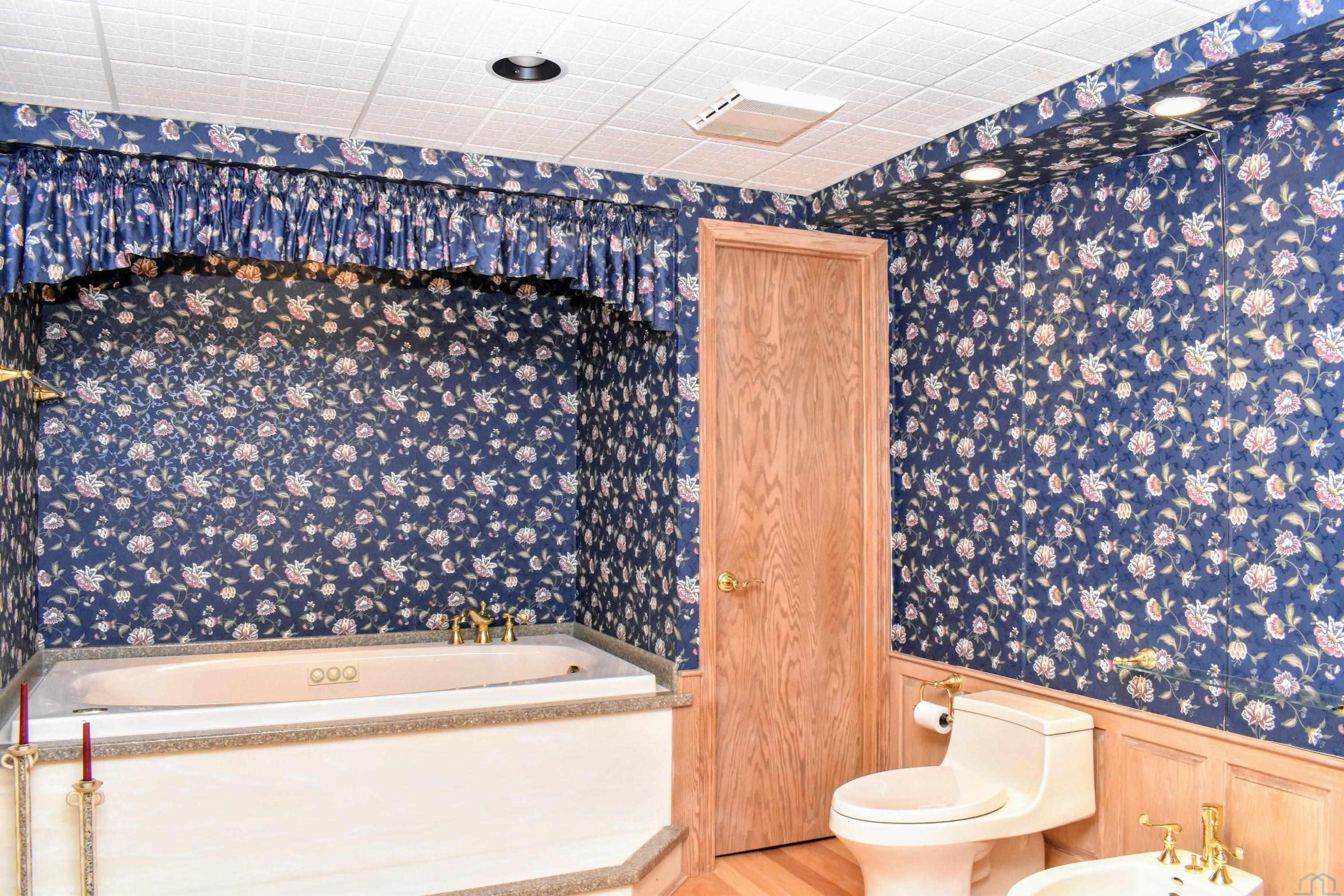 MLS #834079