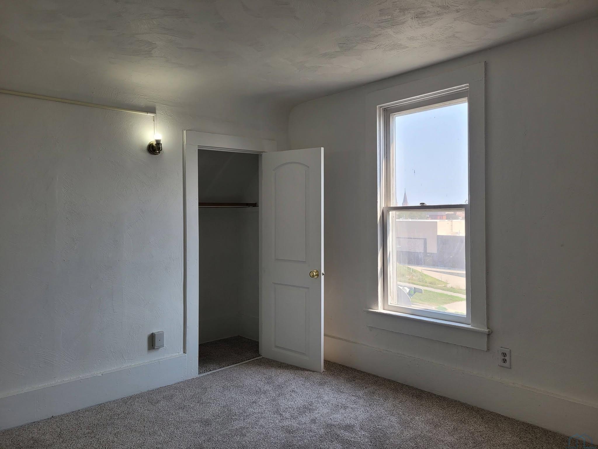 MLS #834084