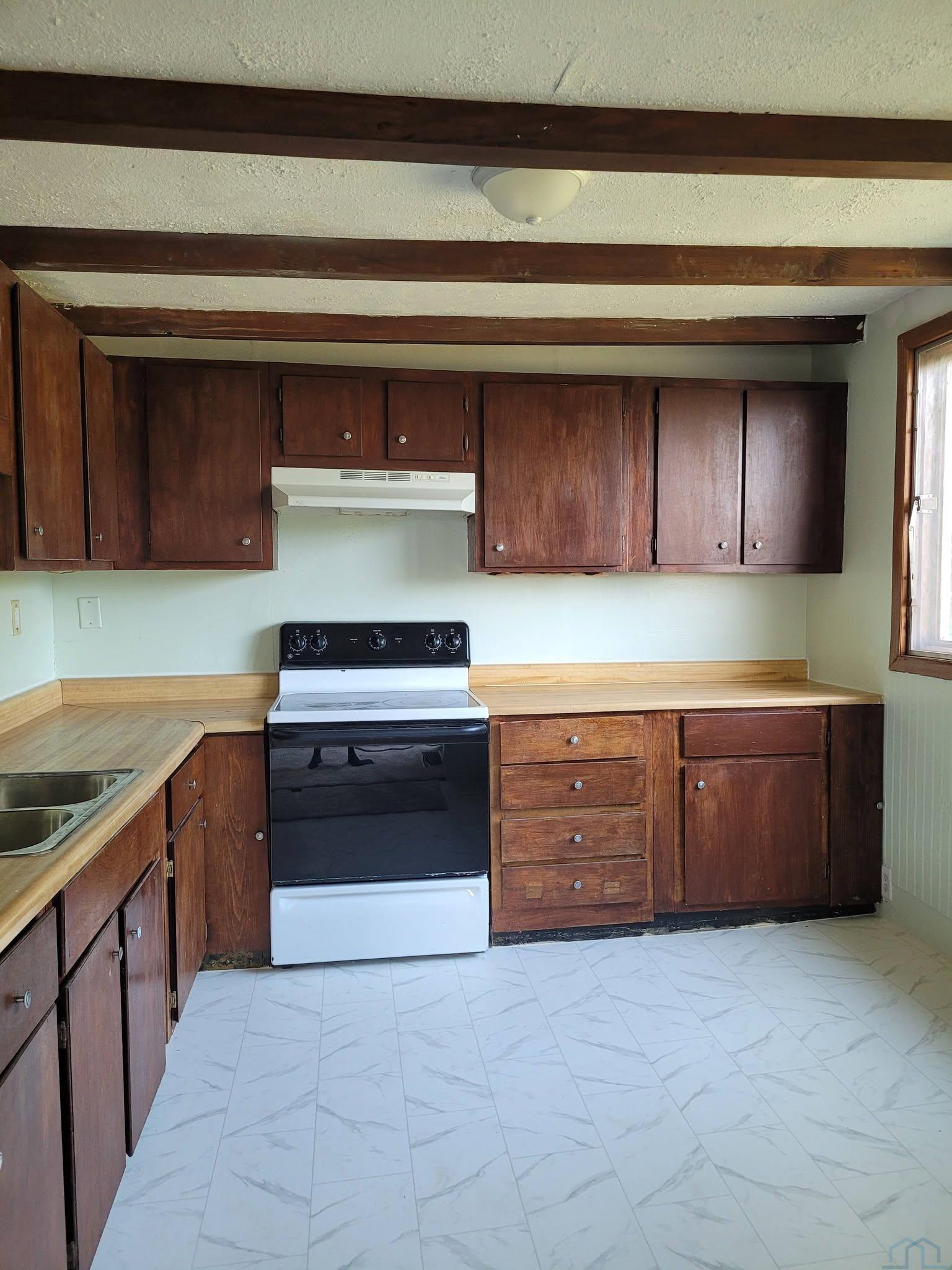 MLS #834084