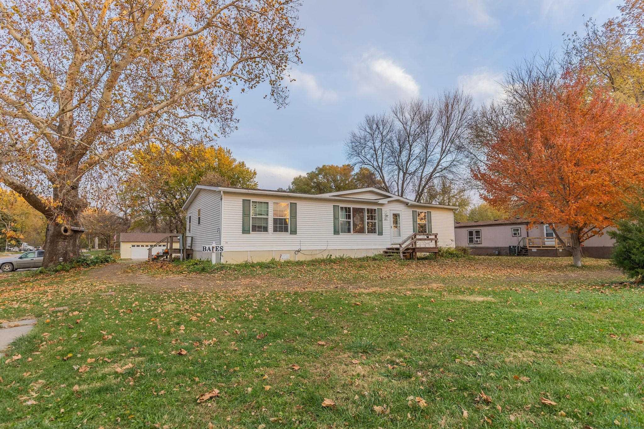 303 3rd St. S, Homer, NE 68030 