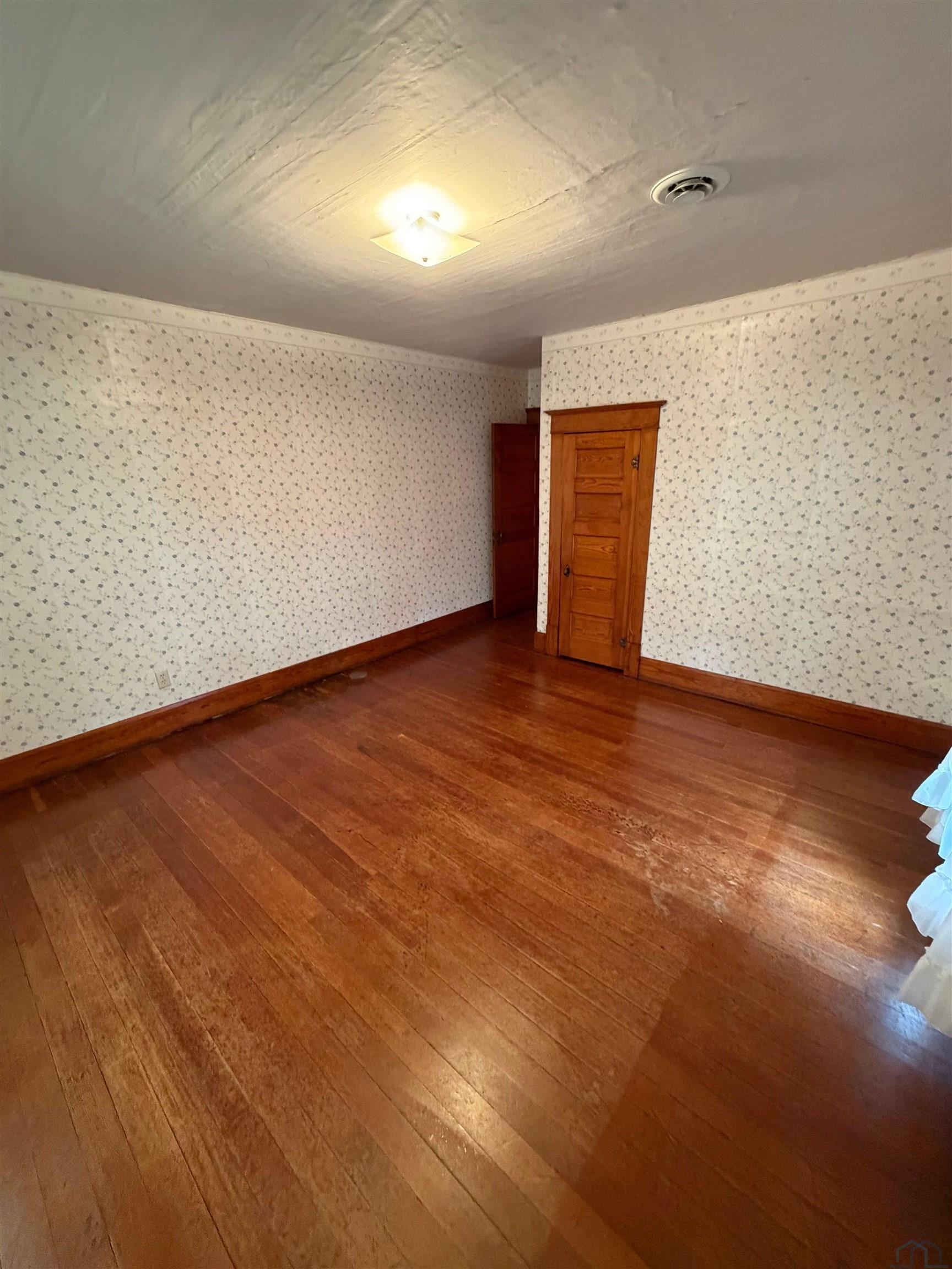 MLS #834090
