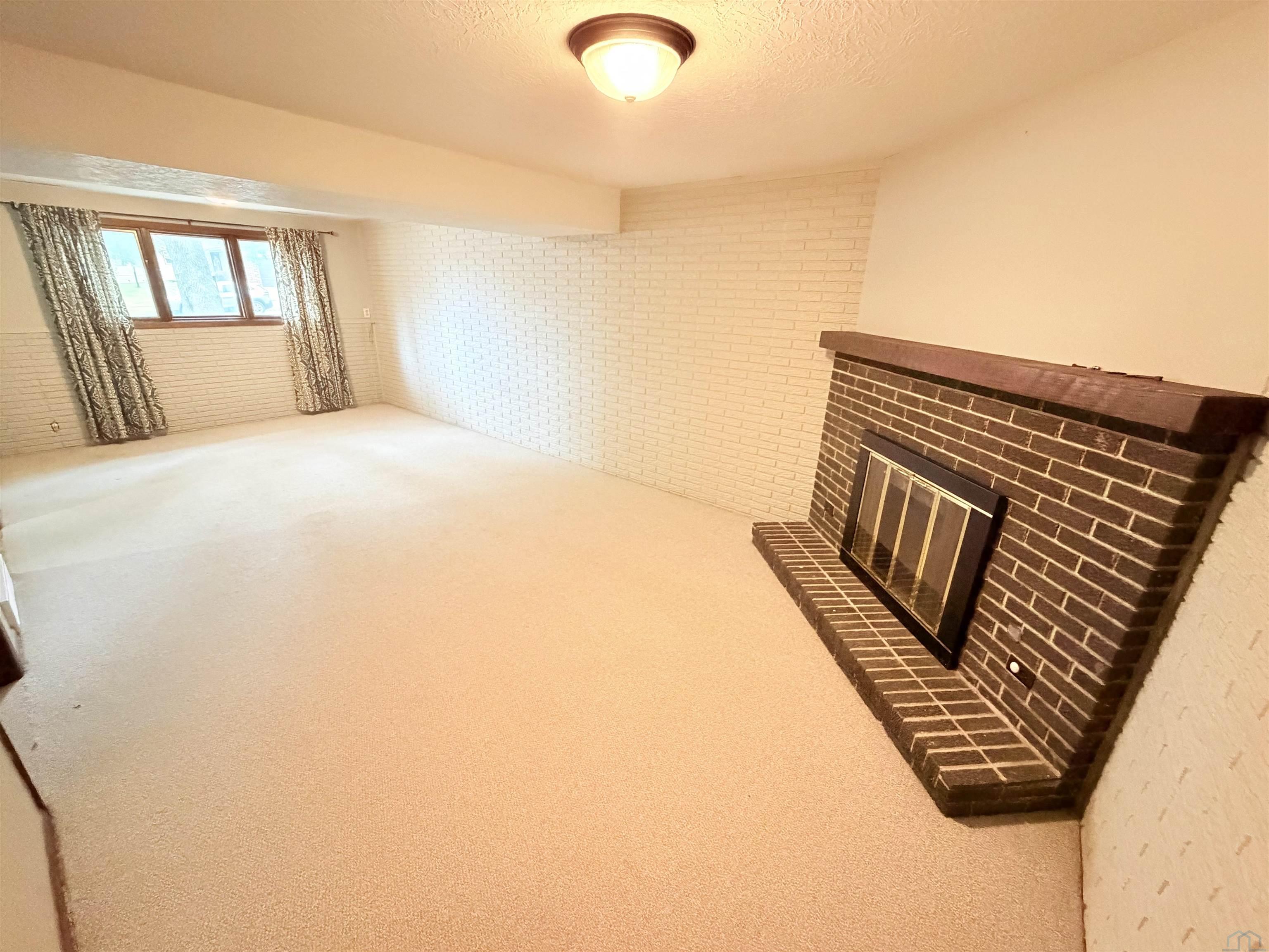 MLS #834105