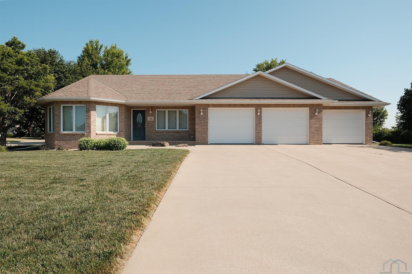 426 14th Street SE						  						 , Sioux Center						 , IA						  51250						  