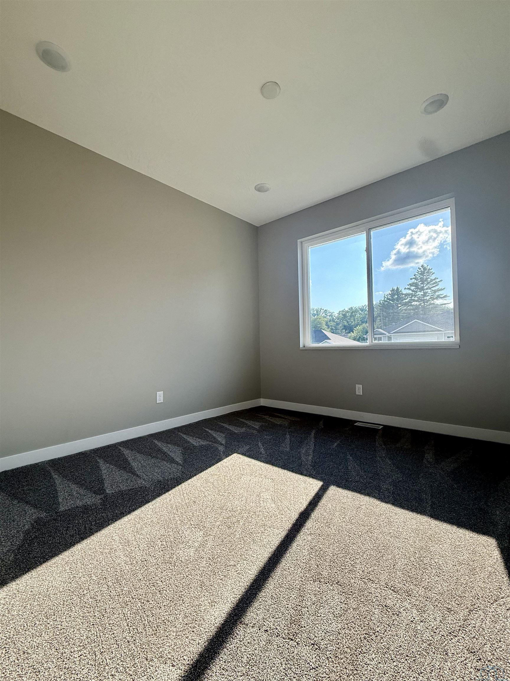 MLS #834312