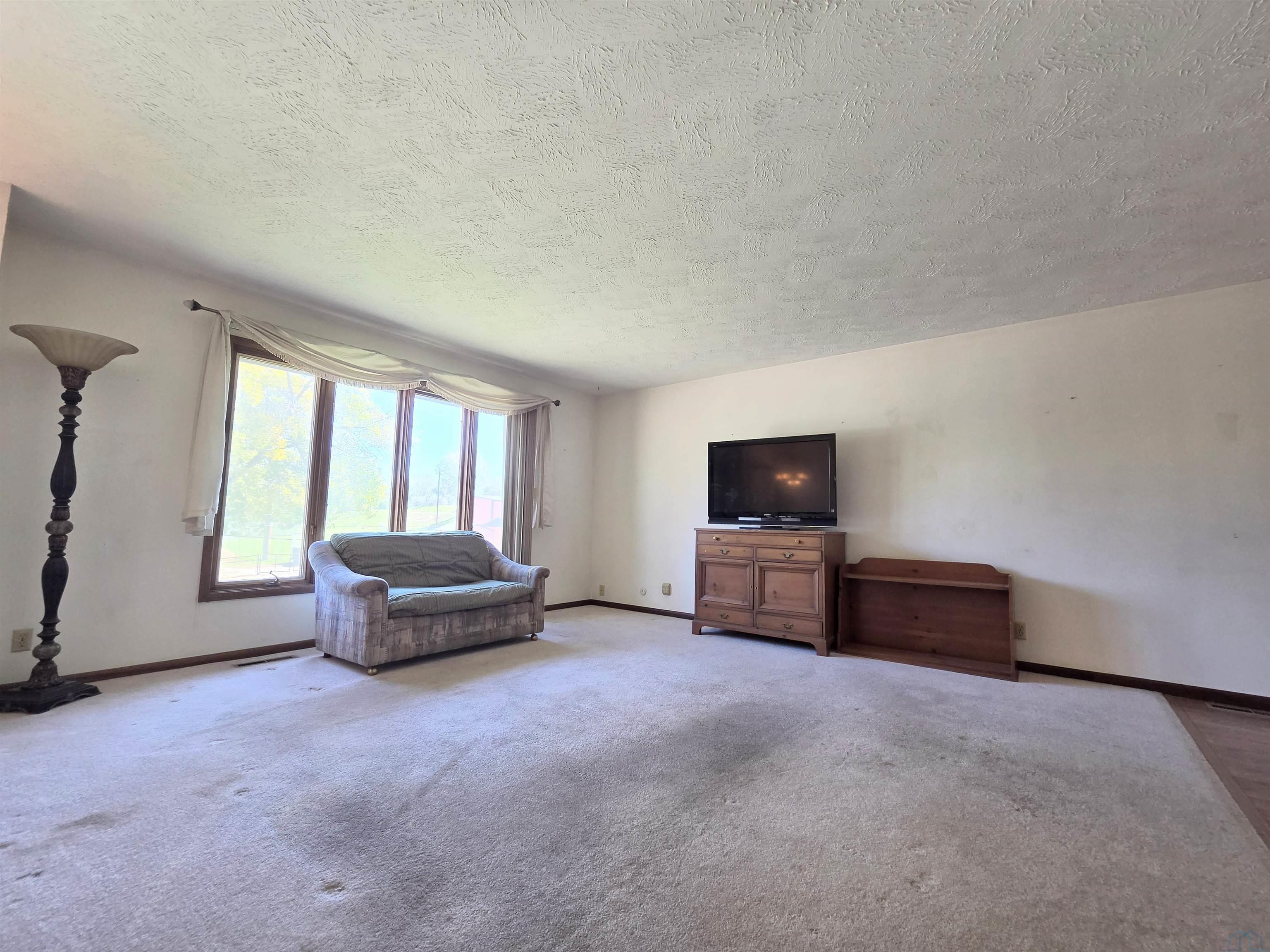 MLS #834387