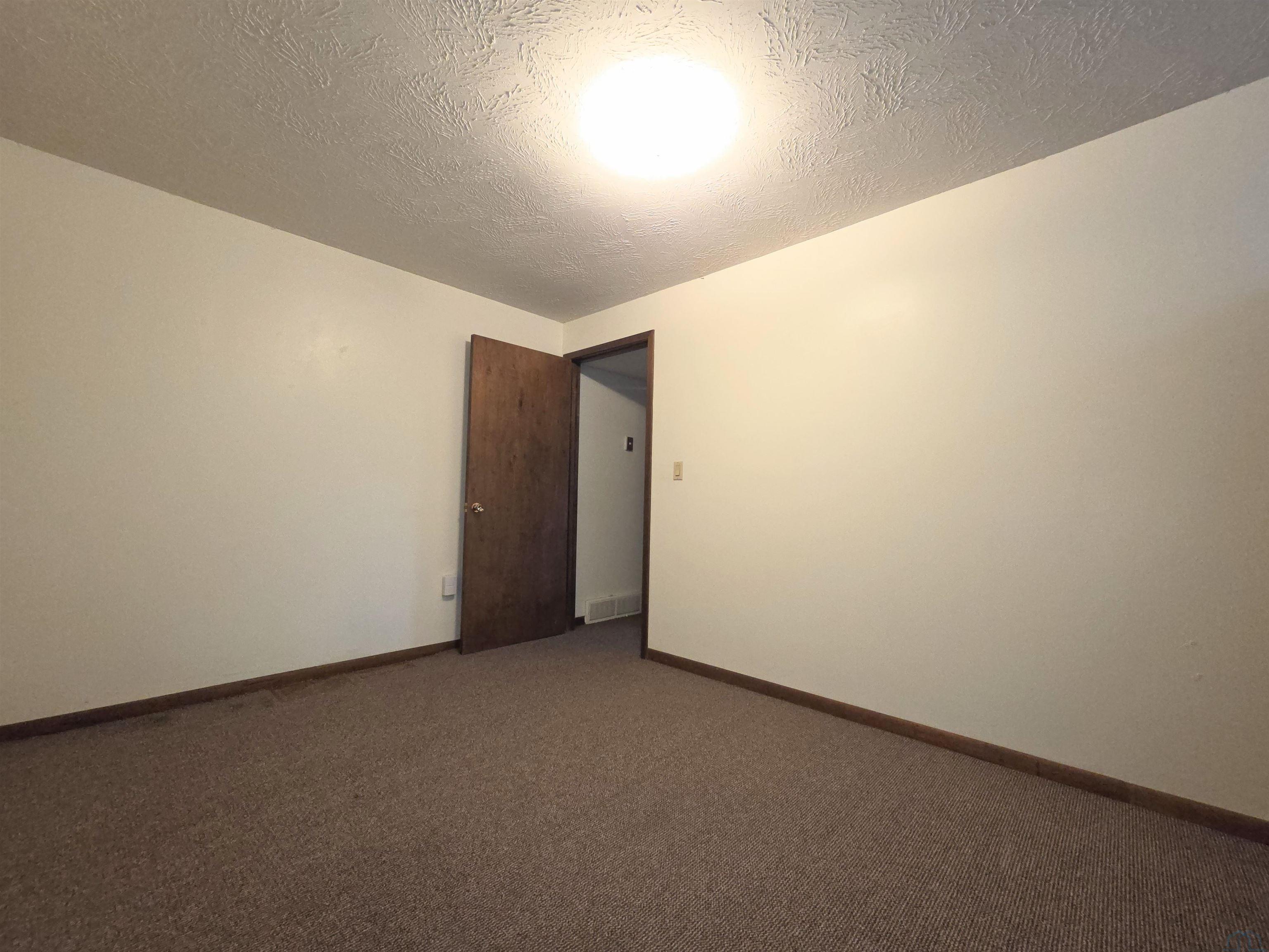 MLS #834387