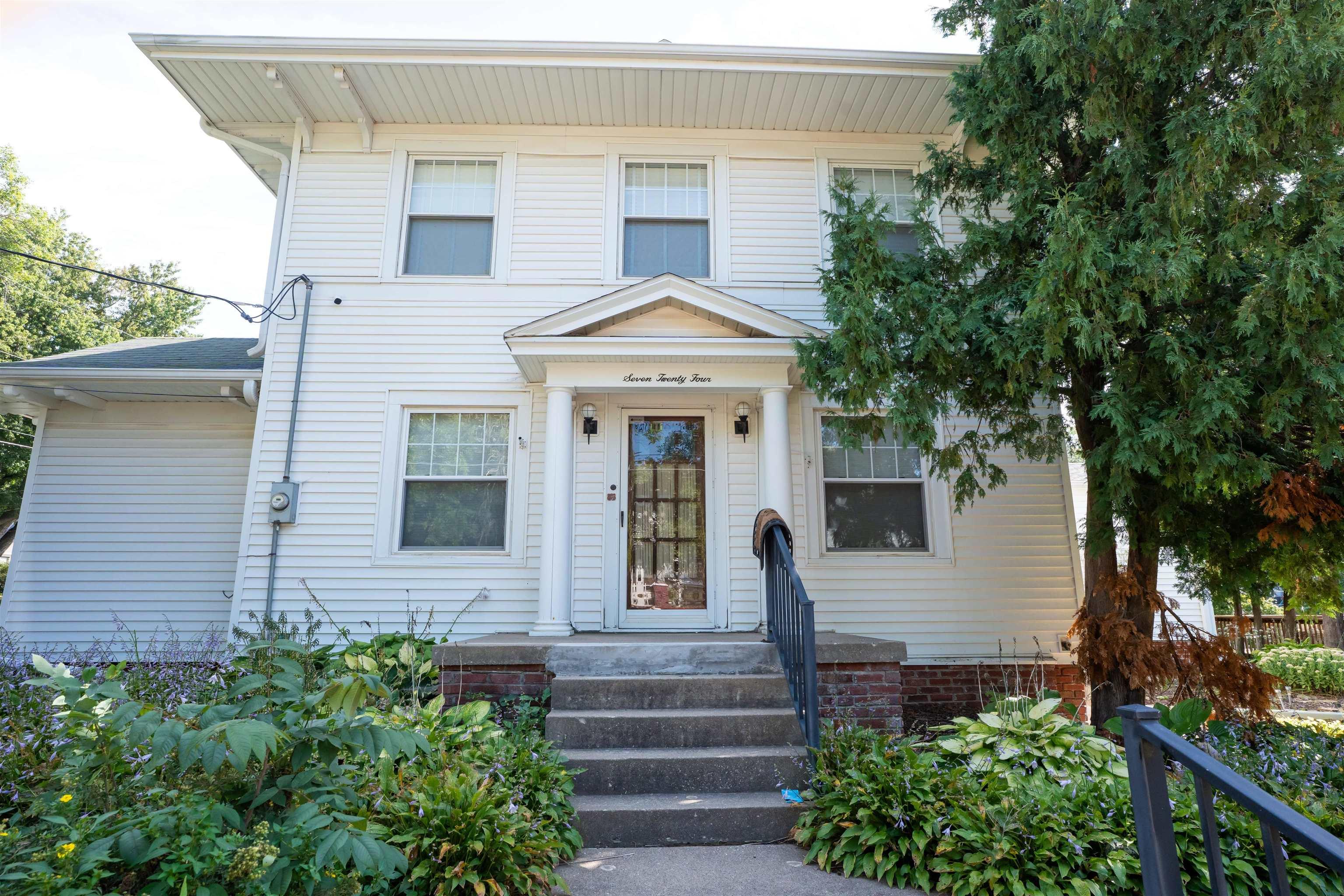724 33rd St, Sioux City, IA 51104 