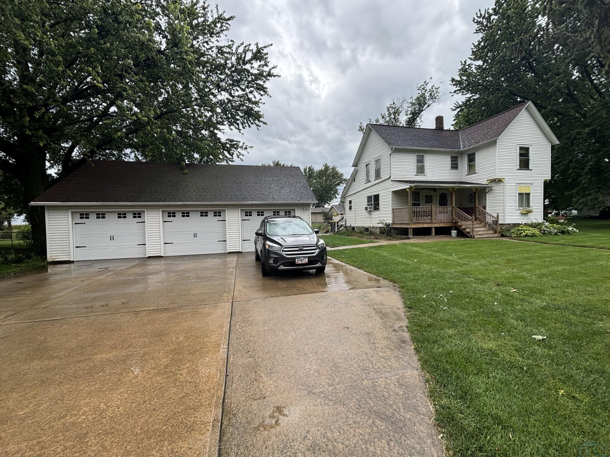820 Garfield Street						  						 , Granville						 , IA						  51022						  