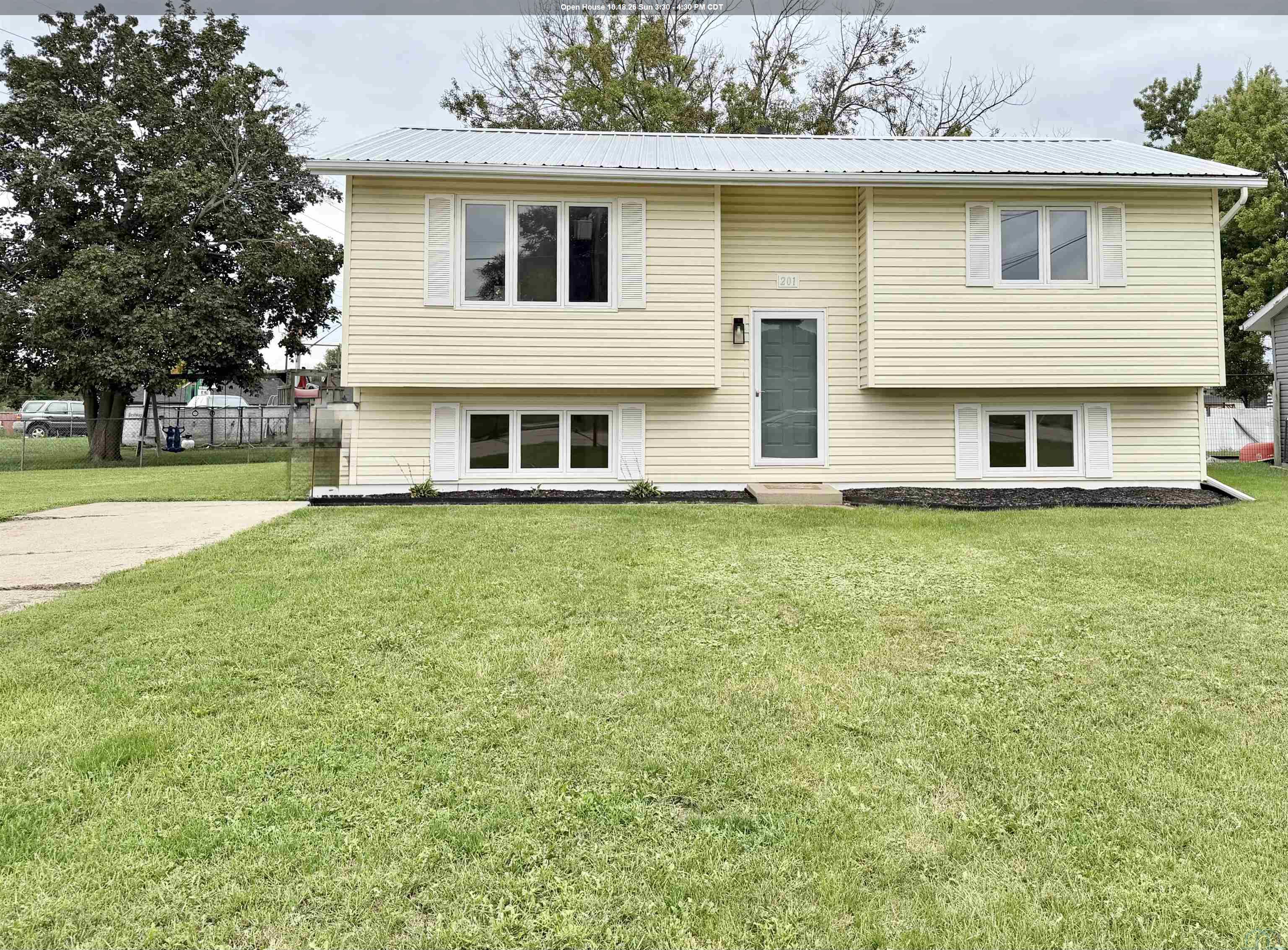 201 Main St. N, No. Sioux City, SD 57049 