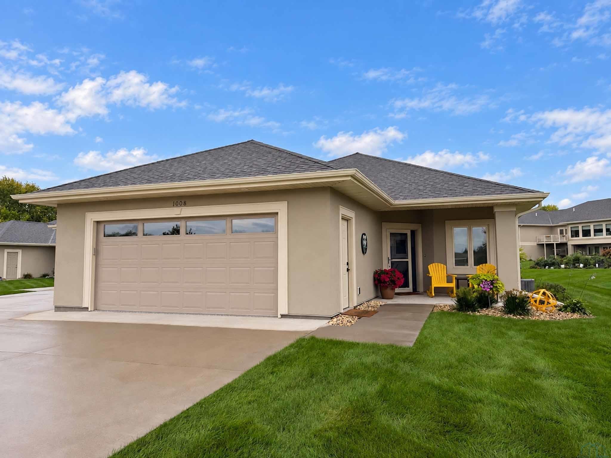 1008 Abby Rd						  						 , Alton						 , IA						  51003						  