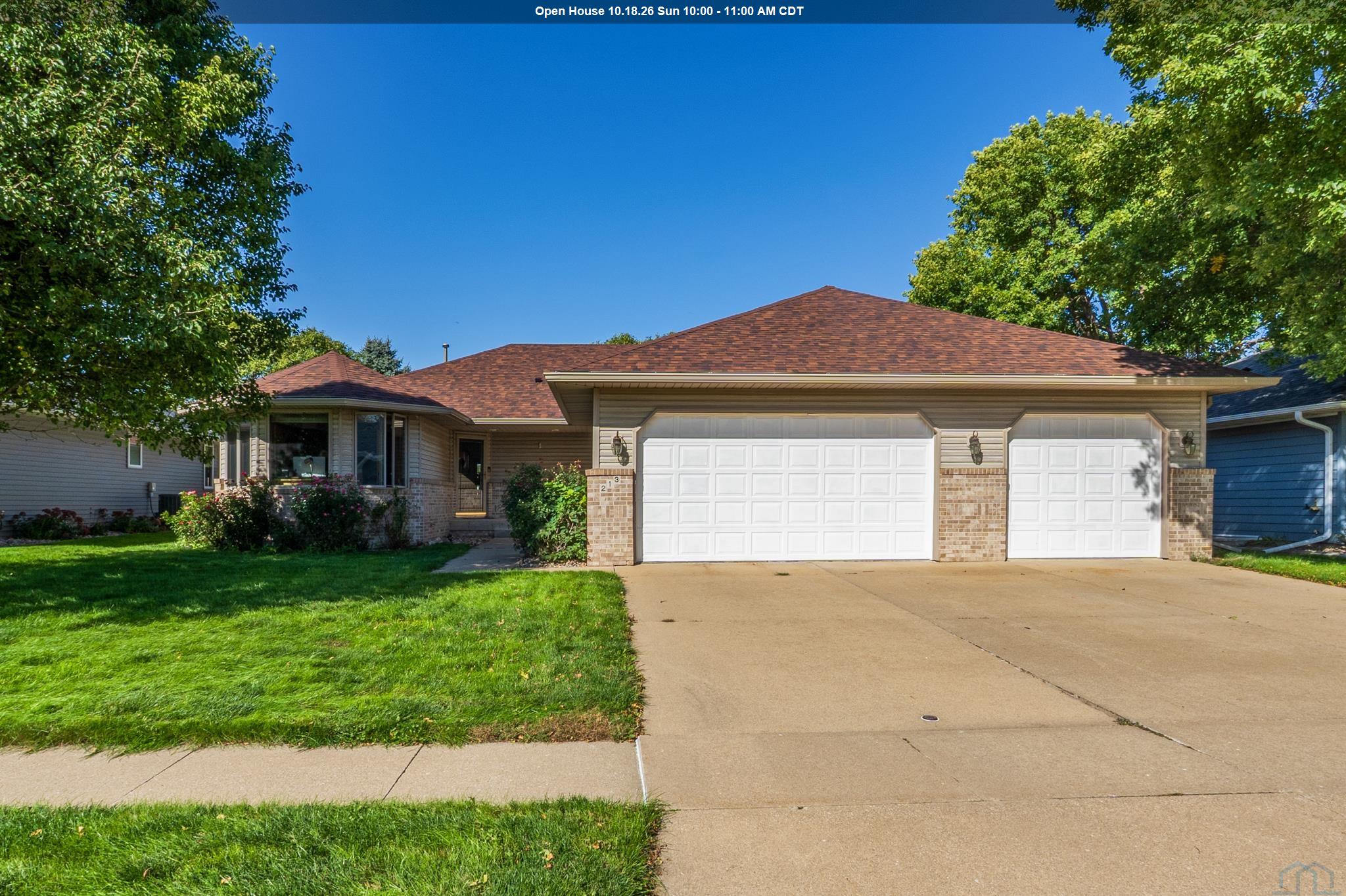 213 Frontier St, Sergeant Bluff, IA 51054 