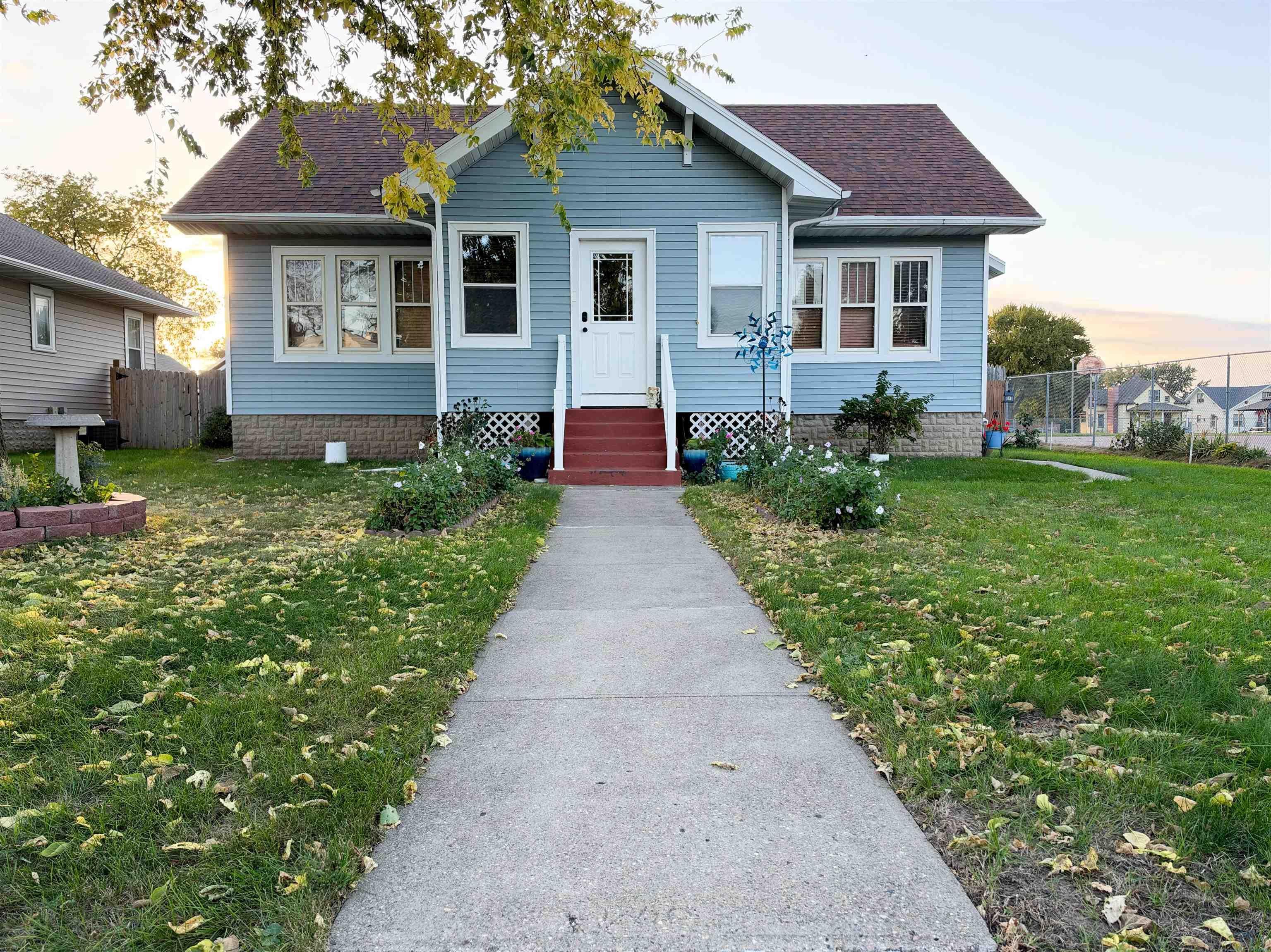 2209 Cedar S, Sioux City, IA 51106 