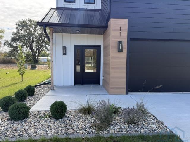 11 Duke St. E, Vermillion, SD 57069 