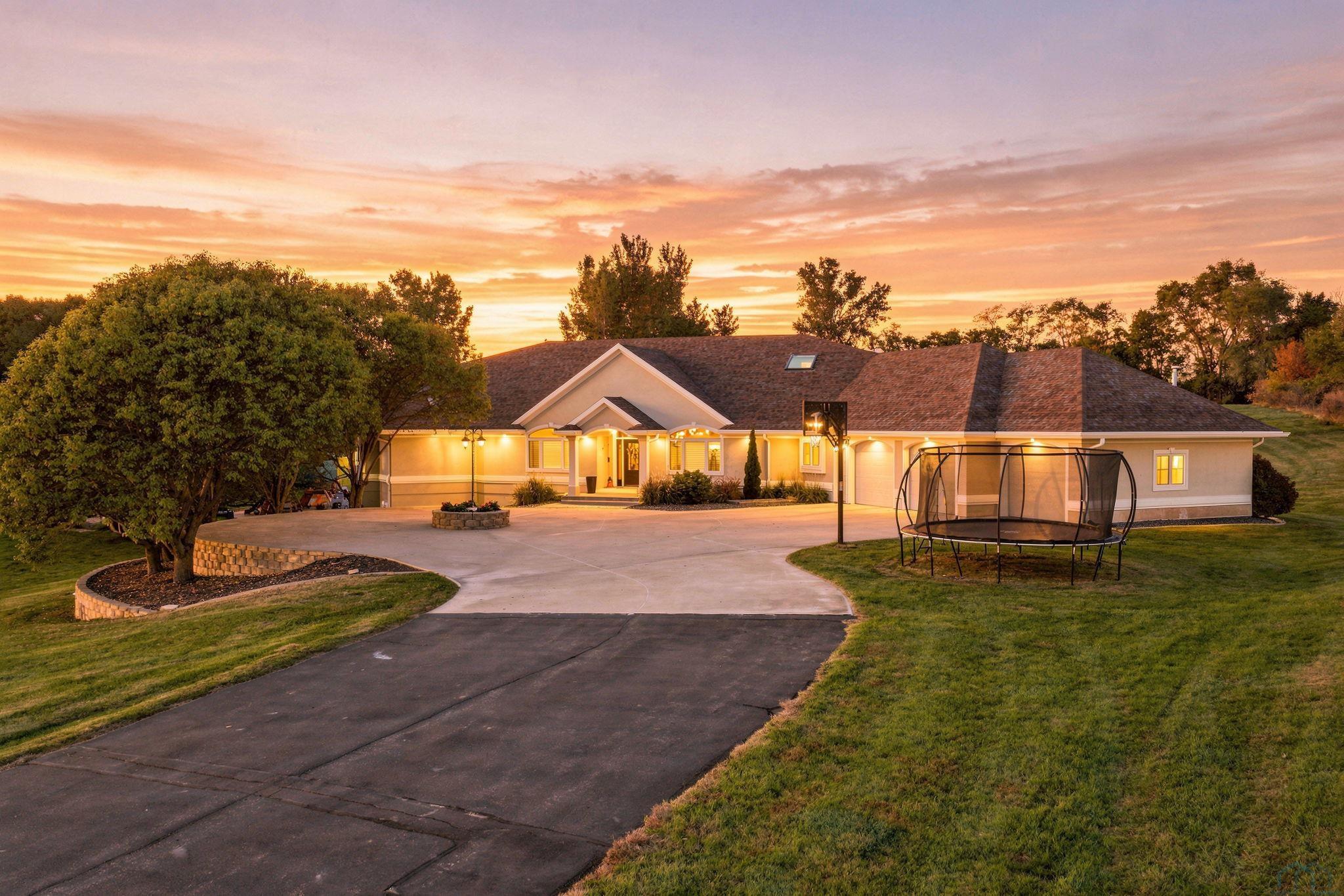 4701 Derocher Path, Sioux City, IA 51106 