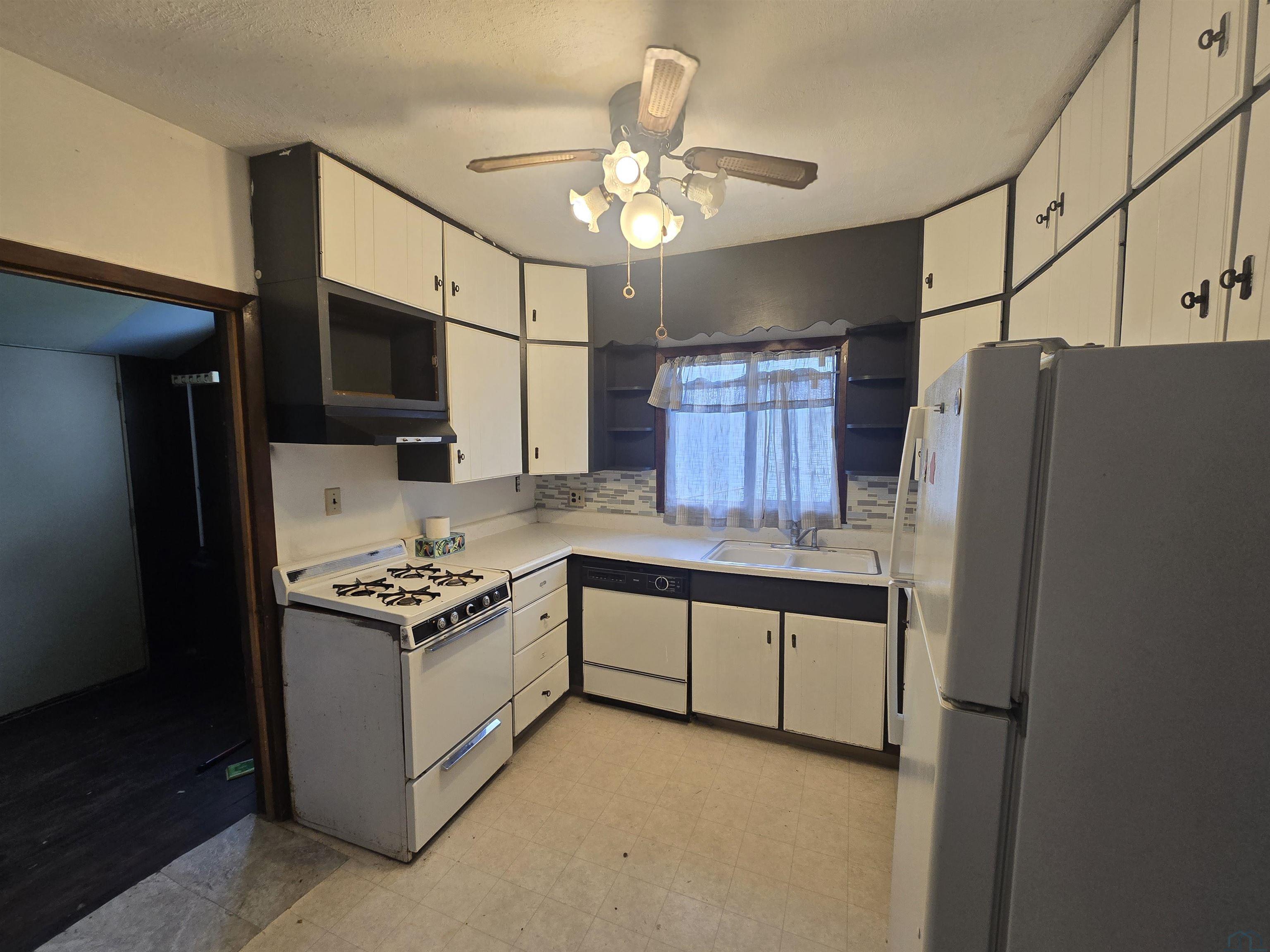 MLS #834995