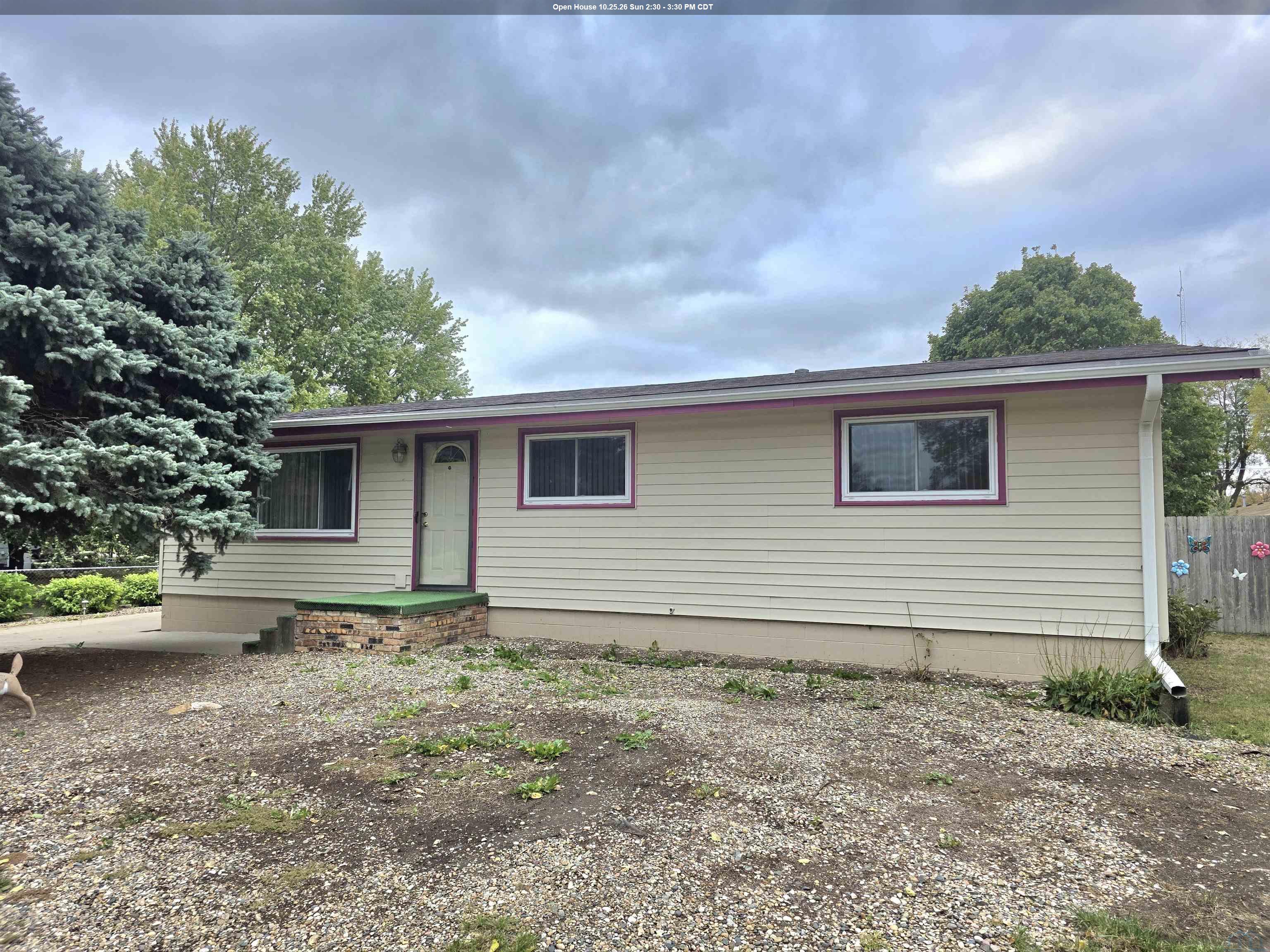 1812 Elm Street, Dakota City, NE 68731 