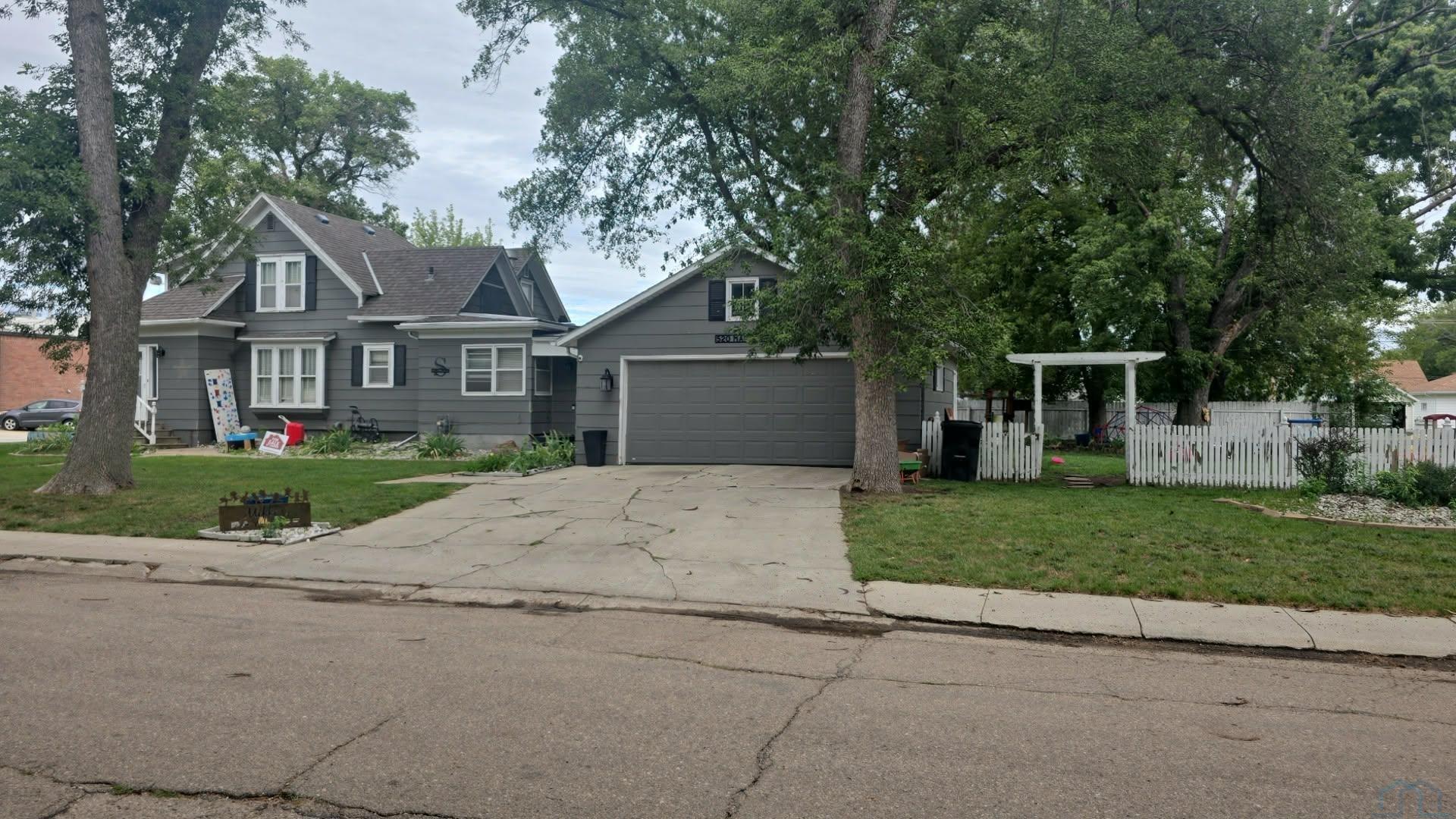 520 Maple St., Pender, NE 68047 