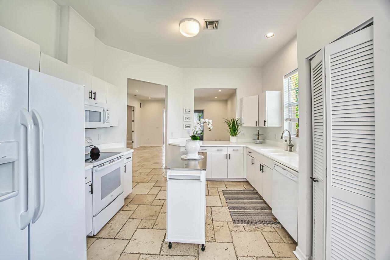 5482 Peppertree Dr #5482, Fort Myers, FL, 33908, US, 2 Bedrooms Bedrooms, ,Residential,For Sale,5482 Peppertree Dr #5482,2250550SAN