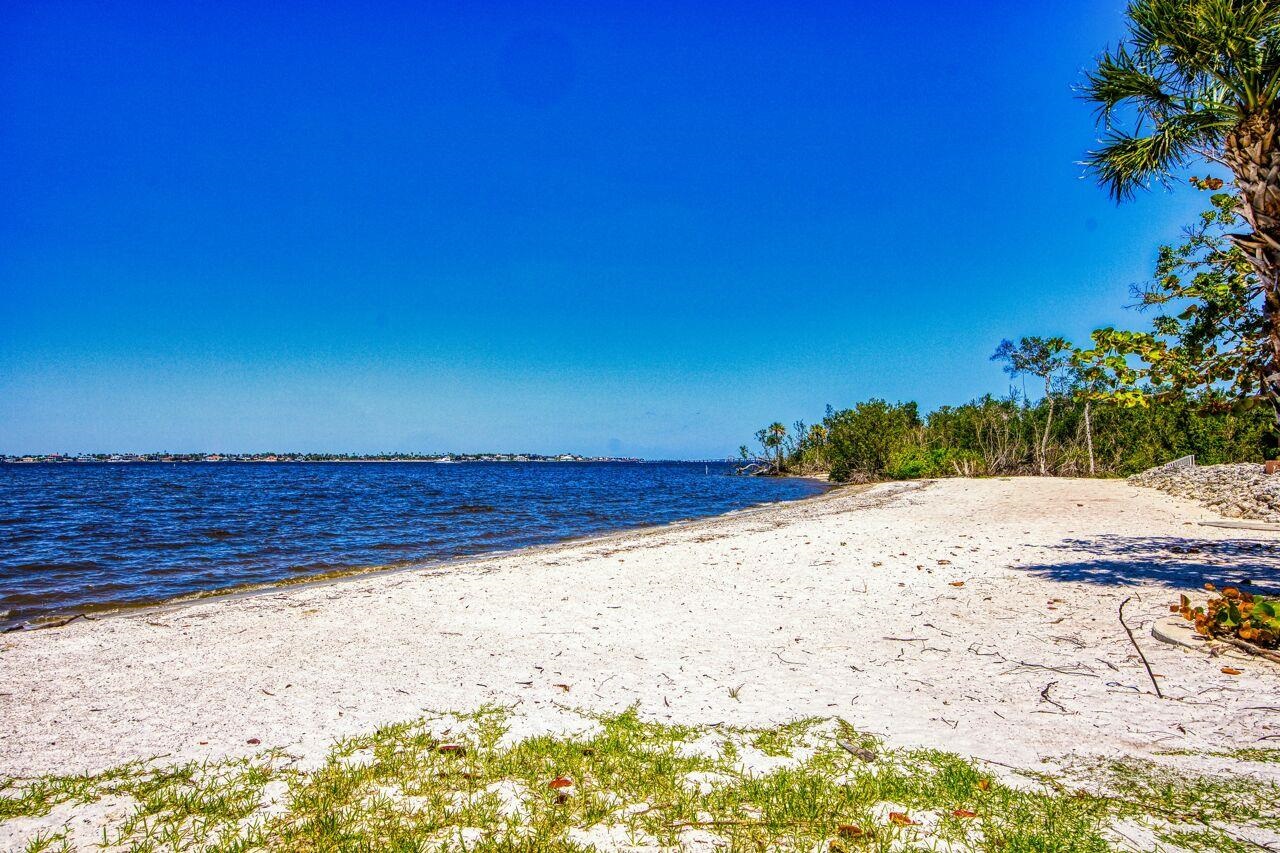5482 Peppertree Dr #5482, Fort Myers, FL, 33908, US, 2 Bedrooms Bedrooms, ,Residential,For Sale,5482 Peppertree Dr #5482,2250550SAN