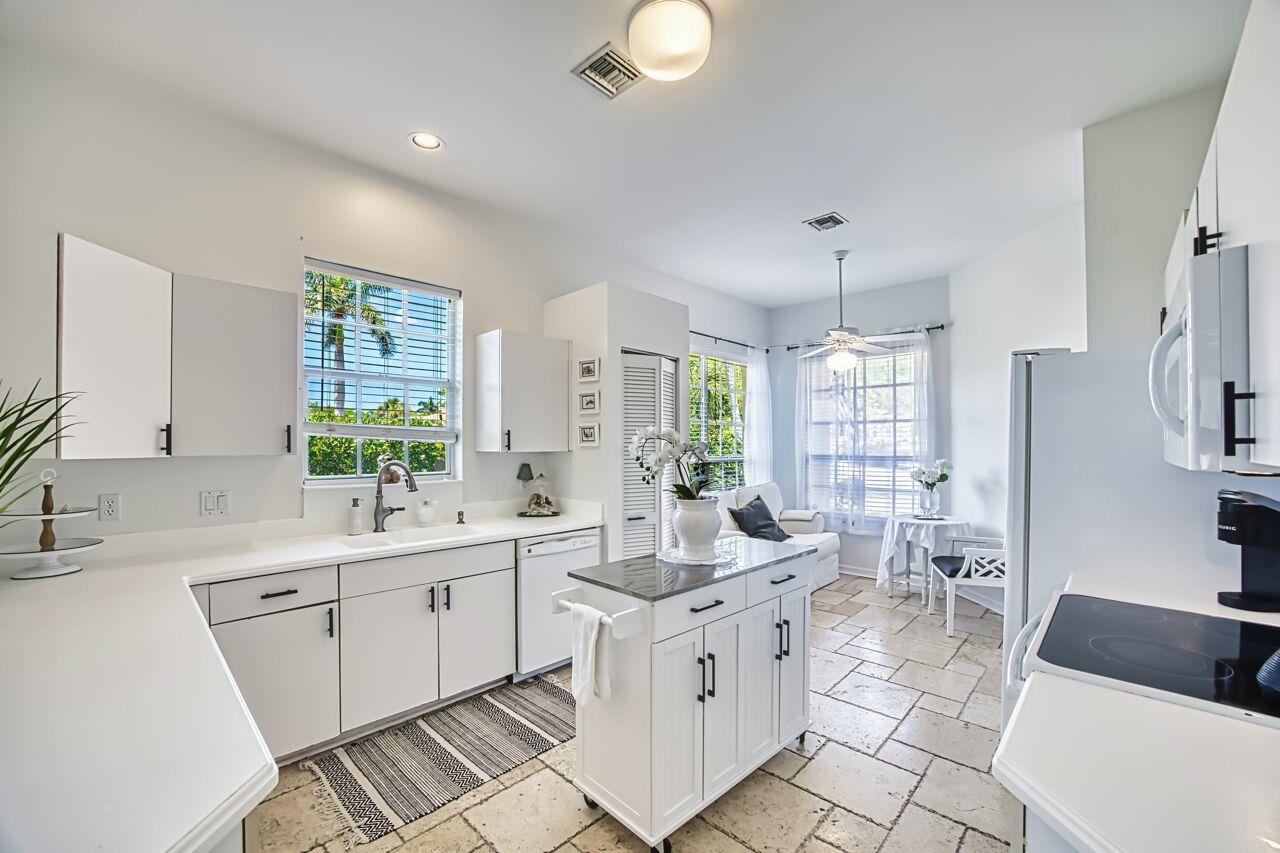 5482 Peppertree Dr #5482, Fort Myers, FL, 33908, US, 2 Bedrooms Bedrooms, ,Residential,For Sale,5482 Peppertree Dr #5482,2250550SAN