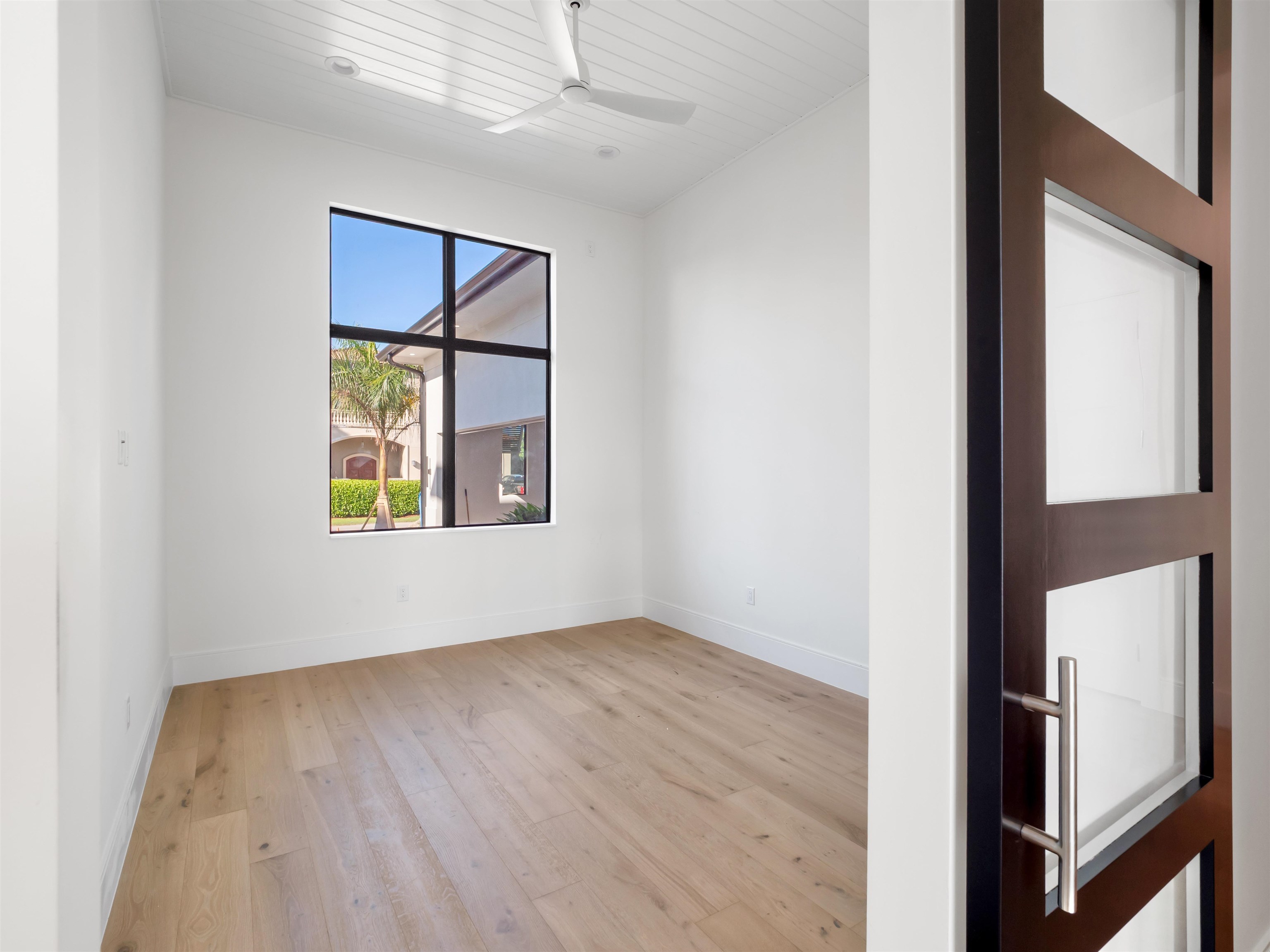 Fort Myers, Florida, 33919, United States, 4 Bedrooms Bedrooms, ,0.1 BathroomBathrooms,Residential,For Sale,1810261