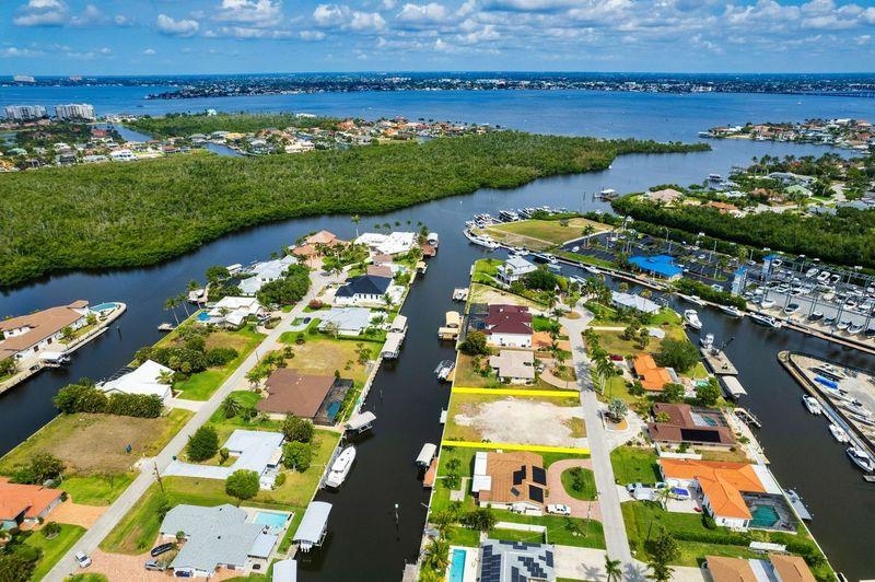 Fort Myers, Florida, 33919, United States, ,Residential,For Sale,1829763