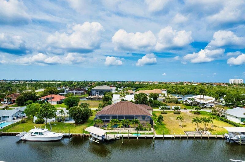 Fort Myers, Florida, 33919, United States, ,Residential,For Sale,1829763