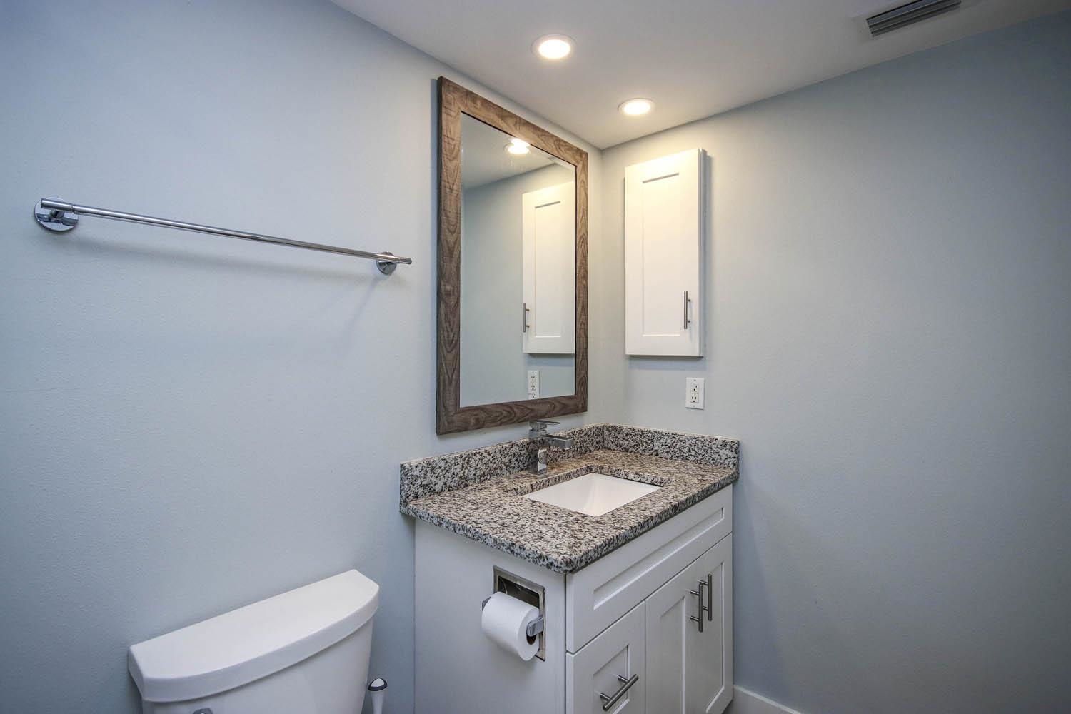 -SELLER TO GIVE BUYER $4,000 CREDIT AT CLOSING FOR FULL PRICE CONTRACT – image 15