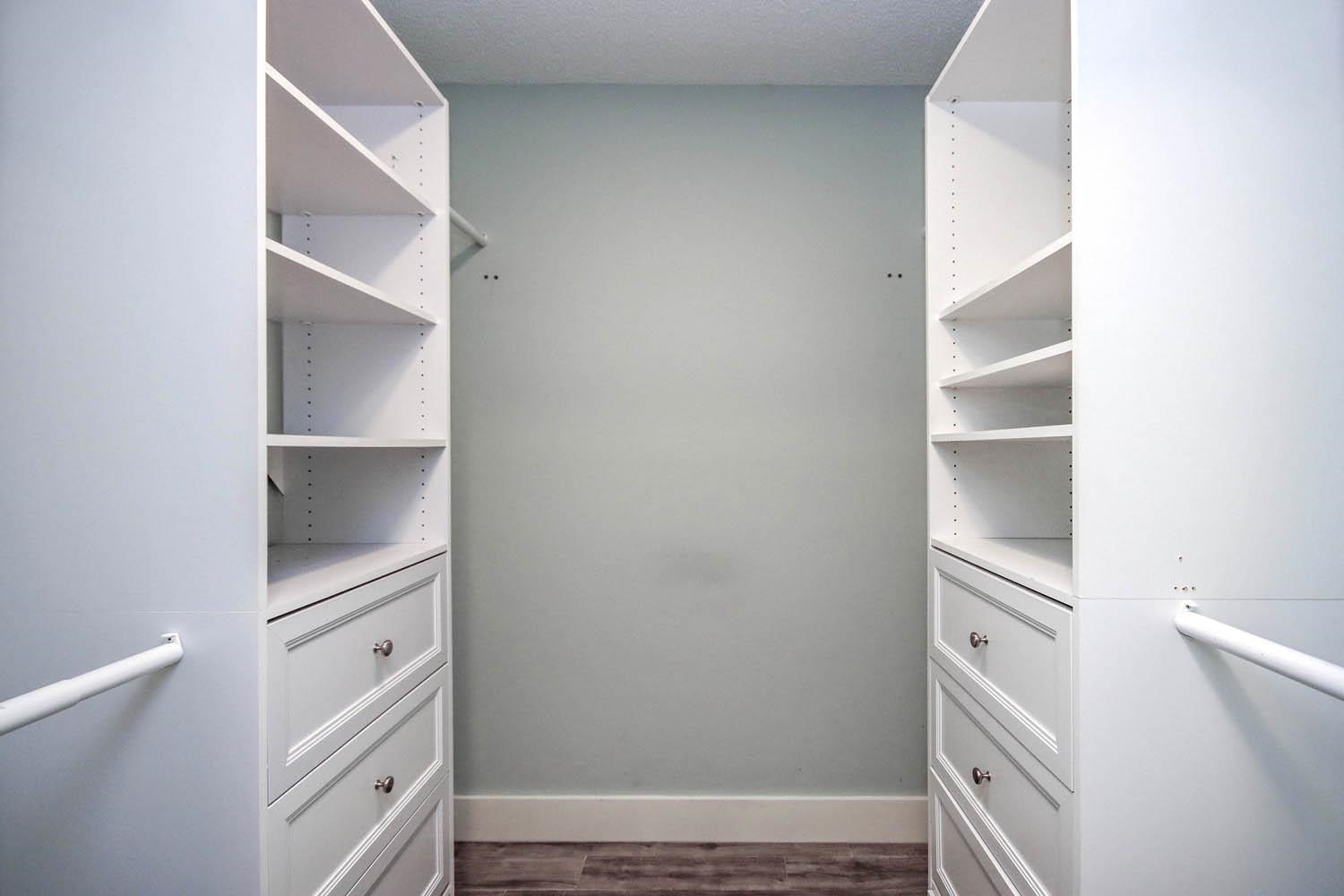 -SELLER TO GIVE BUYER $4,000 CREDIT AT CLOSING FOR FULL PRICE CONTRACT – image 11