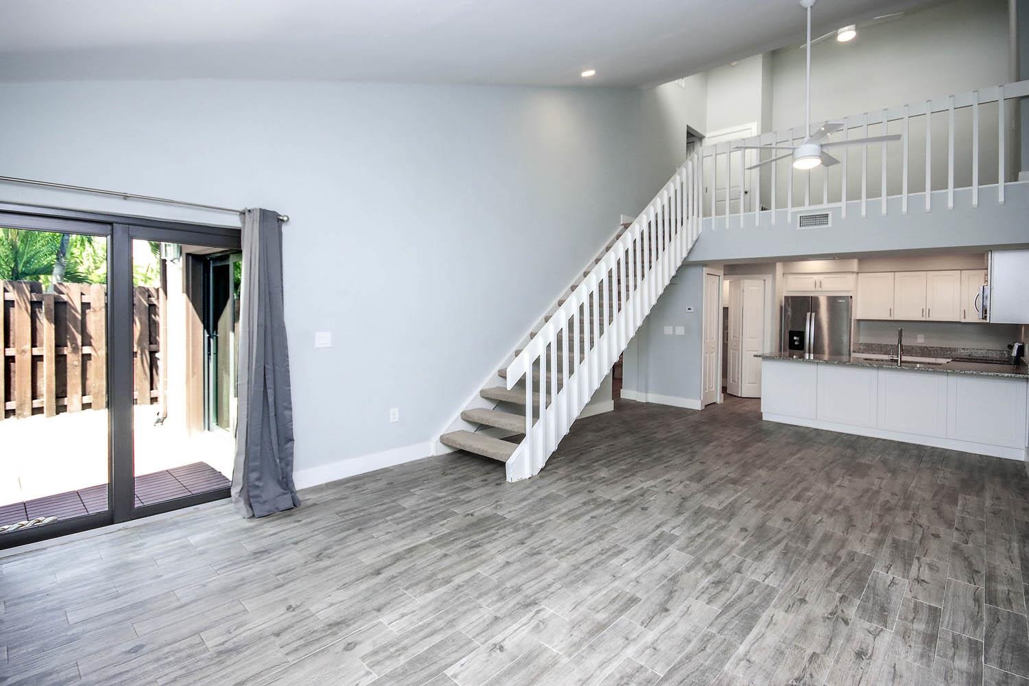 -SELLER TO GIVE BUYER $4,000 CREDIT AT CLOSING FOR FULL PRICE CONTRACT – image 36