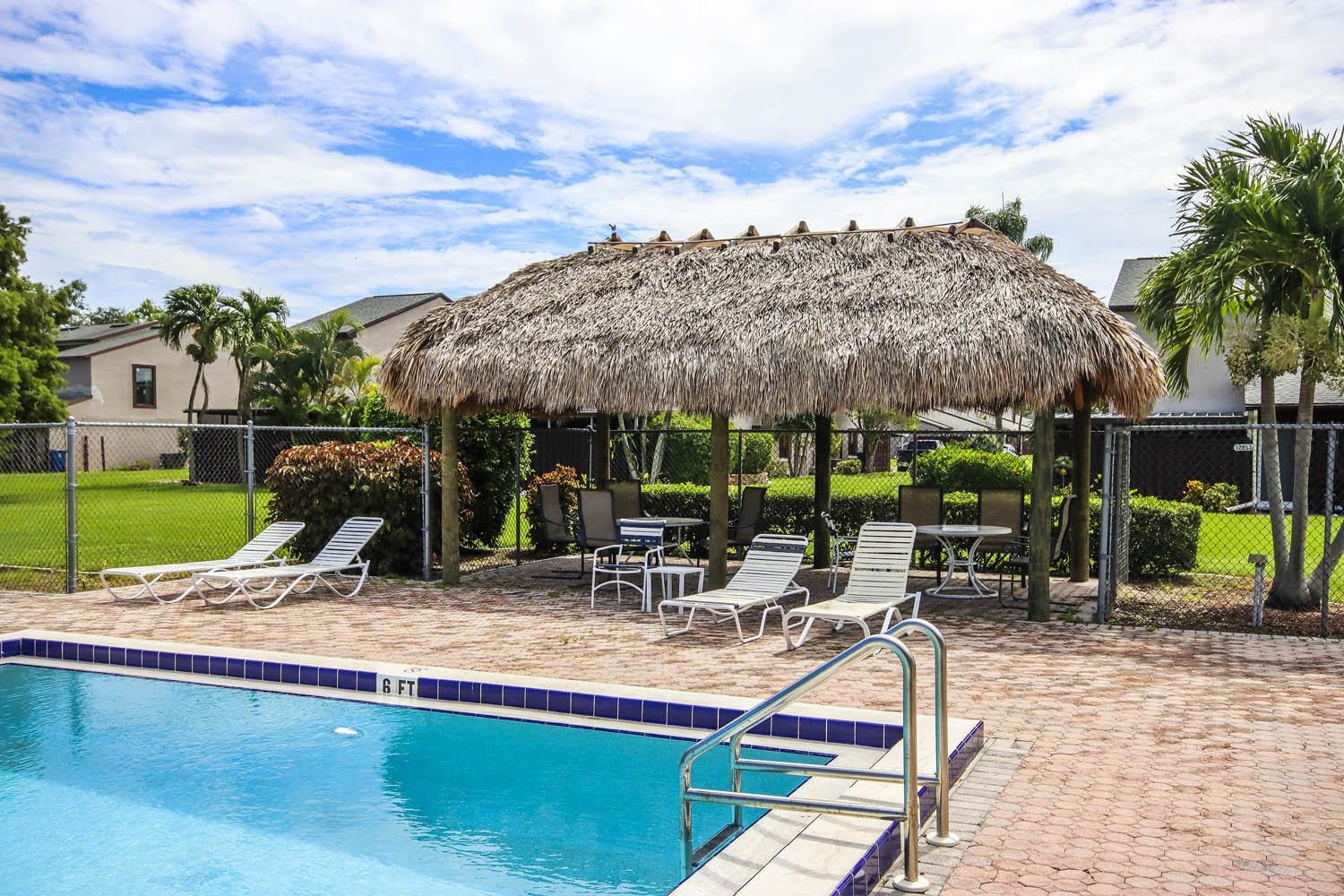 -SELLER TO GIVE BUYER $4,000 CREDIT AT CLOSING FOR FULL PRICE CONTRACT – image 22