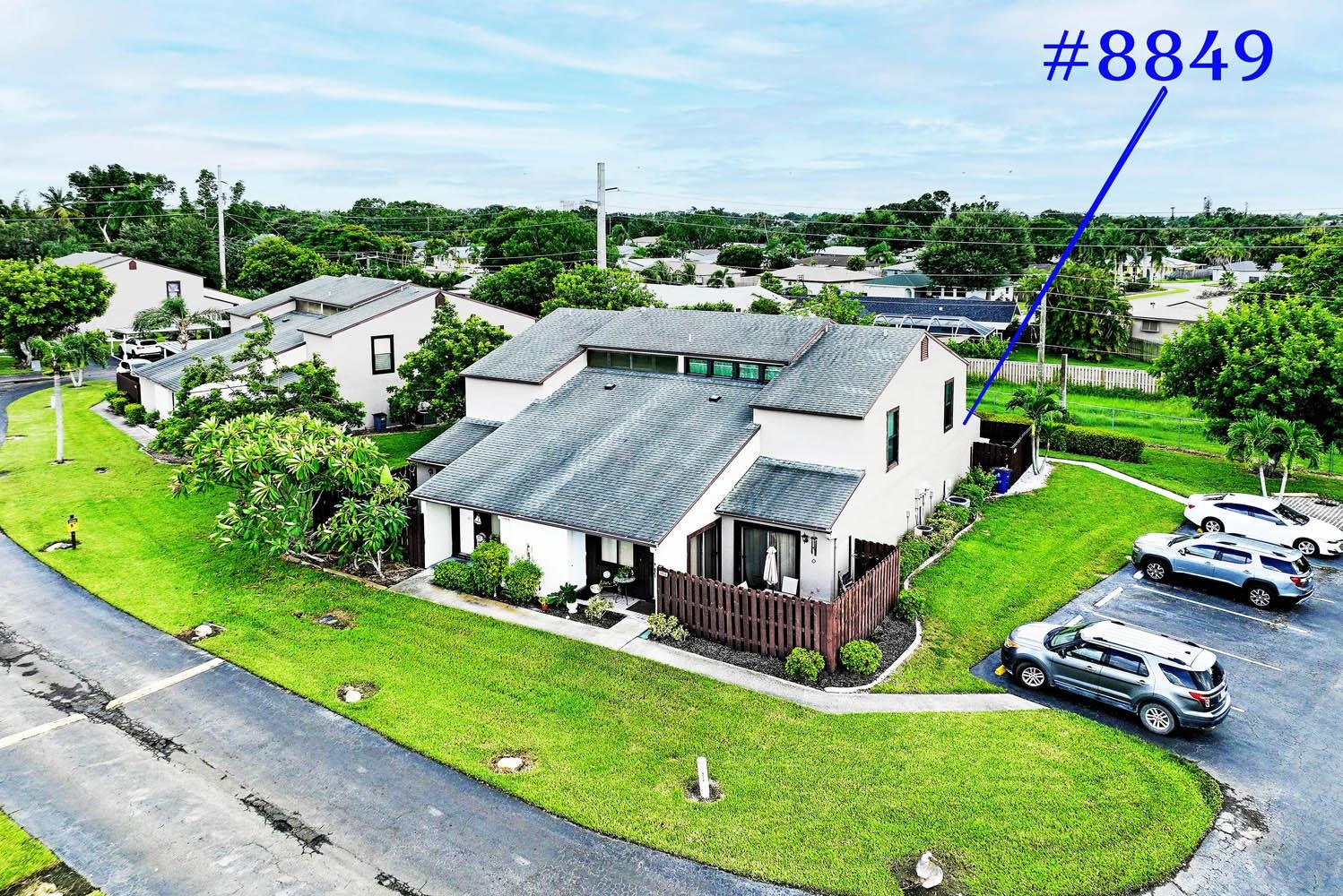 -SELLER TO GIVE BUYER $4,000 CREDIT AT CLOSING FOR FULL PRICE CONTRACT – image 27