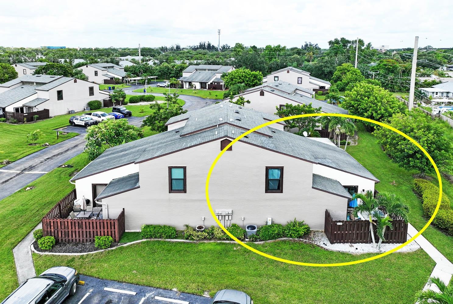-SELLER TO GIVE BUYER $4,000 CREDIT AT CLOSING FOR FULL PRICE CONTRACT – image 28