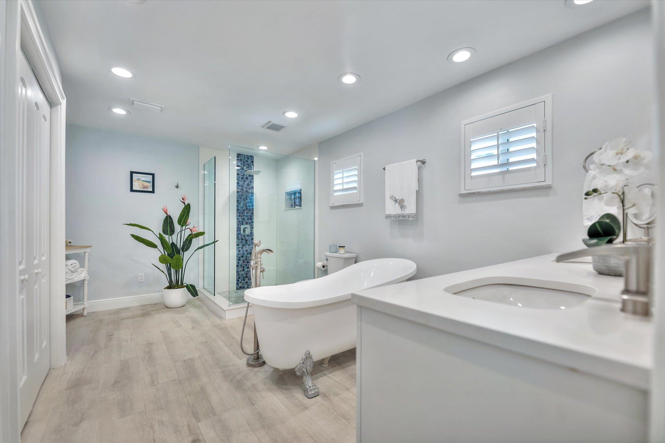 Sanibel, Florida, 33957, United States, 3 Bedrooms Bedrooms, ,Residential,For Sale,1960184