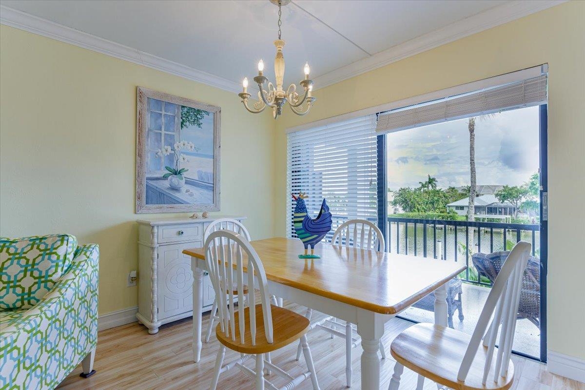Waterfront Island Living at Its Finest. Discover your slice of paradis – image 23