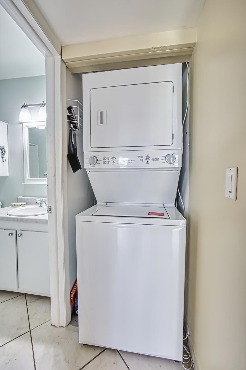 6300 S Pointe Blvd #223, Fort Myers, FL, 33919, US, 2 Bedrooms Bedrooms, ,Residential,For Sale,6300 S Pointe Blvd #223,2251014SAN