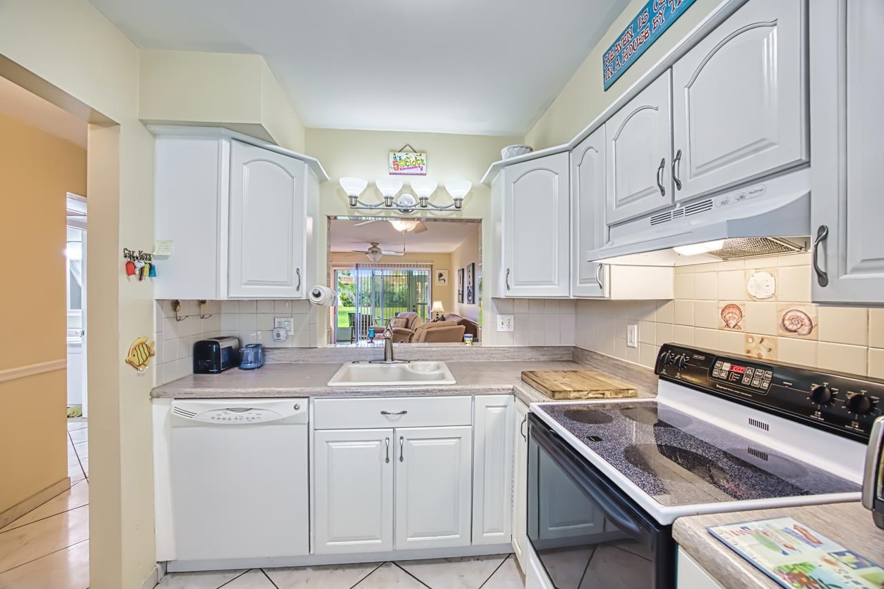 6300 S Pointe Blvd #223, Fort Myers, FL, 33919, US, 2 Bedrooms Bedrooms, ,Residential,For Sale,6300 S Pointe Blvd #223,2251014SAN
