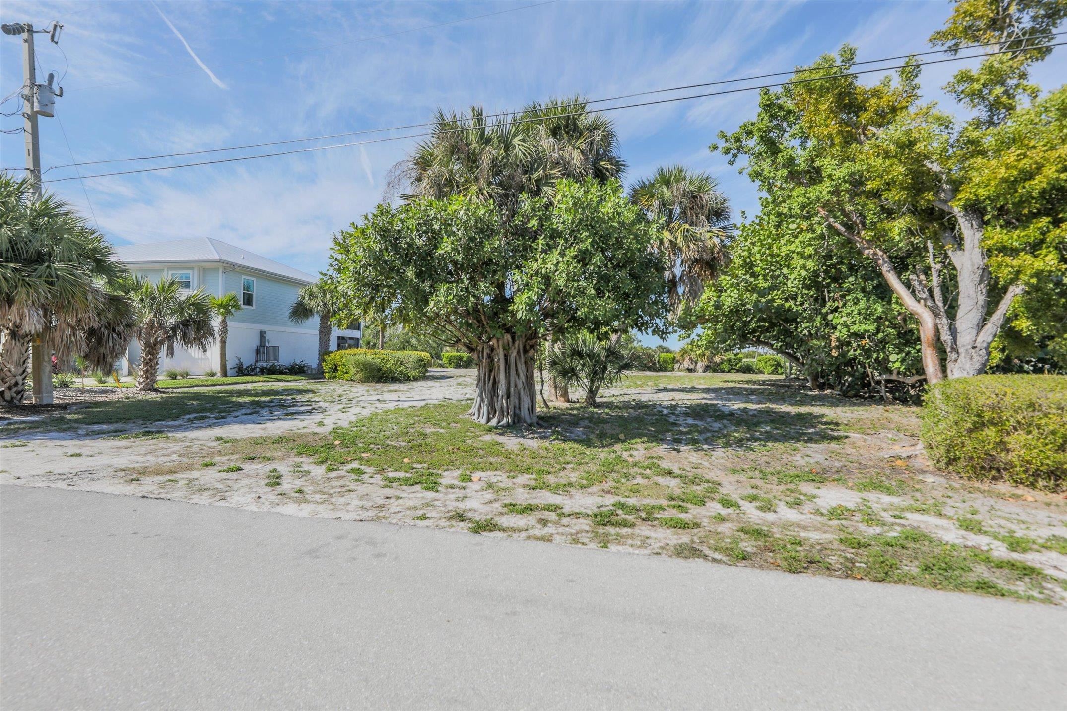 Residential For Sale – image 1
