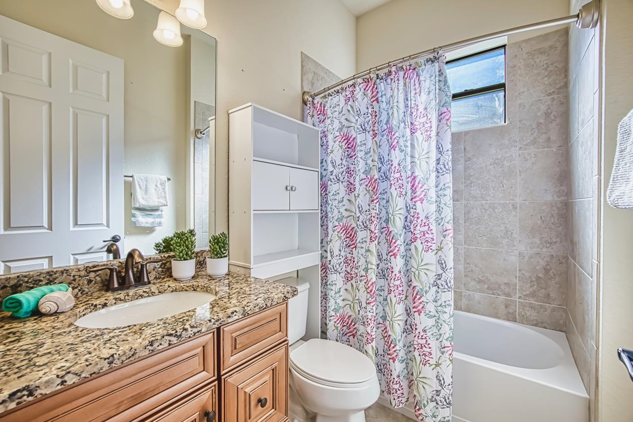 Fort Myers, Florida, 33912, United States, 4 Bedrooms Bedrooms, ,0.1 BathroomBathrooms,Residential,For Sale,2012501