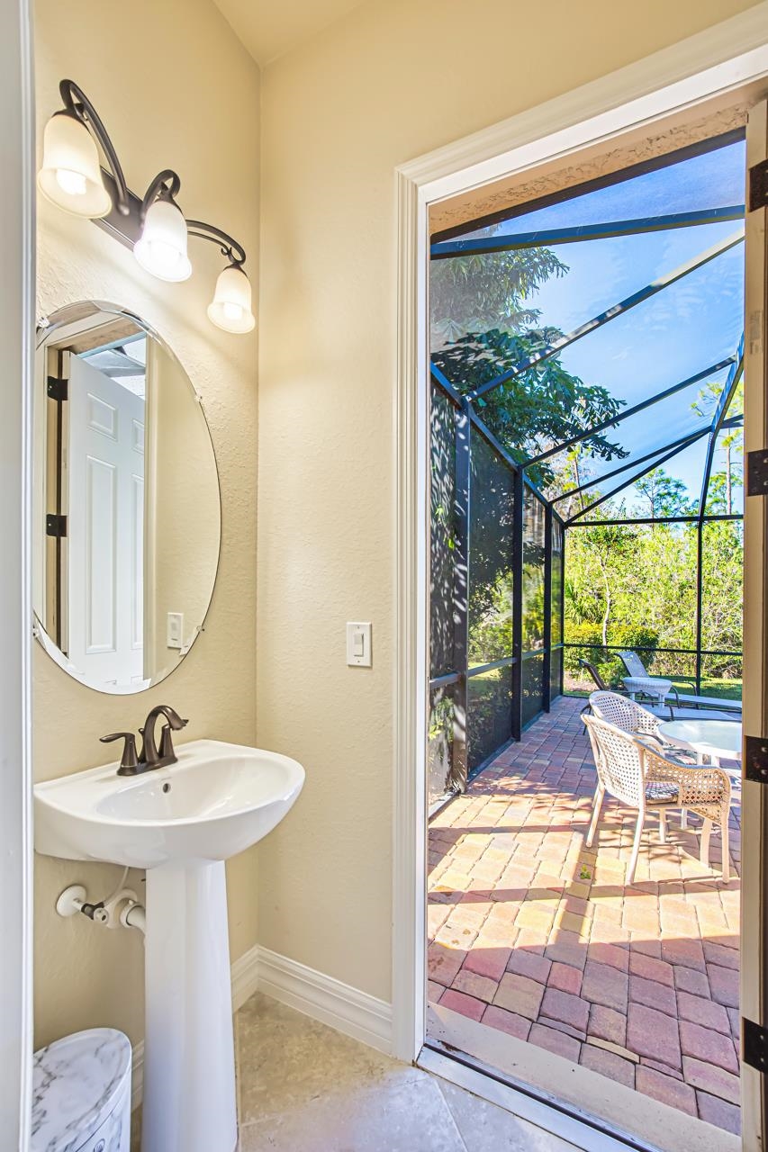 Fort Myers, Florida, 33912, United States, 4 Bedrooms Bedrooms, ,0.1 BathroomBathrooms,Residential,For Sale,2012501