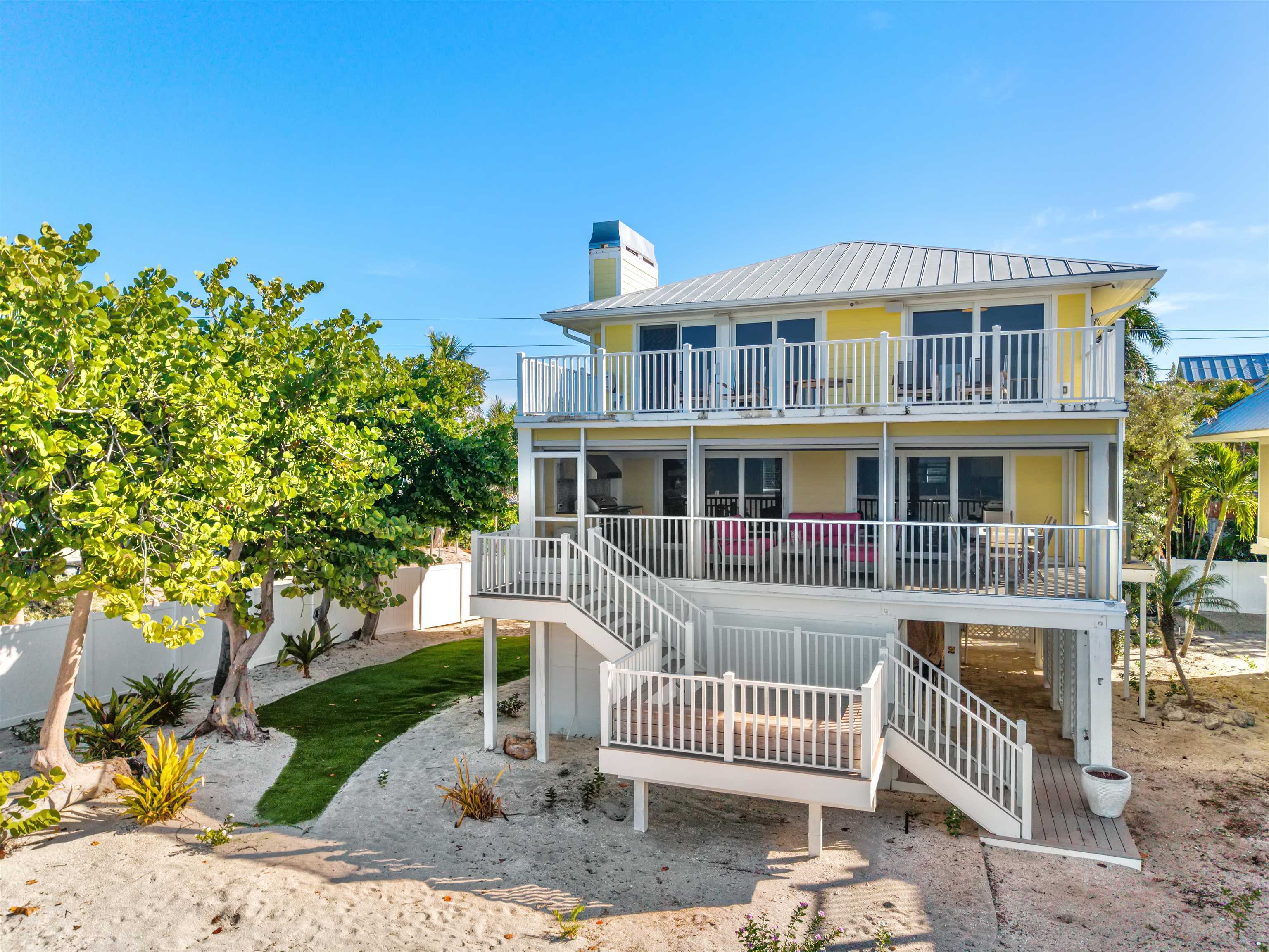 Captiva, Florida, 33924, United States, 2 Bedrooms Bedrooms, ,0.1 BathroomBathrooms,Residential,For Sale,2013459
